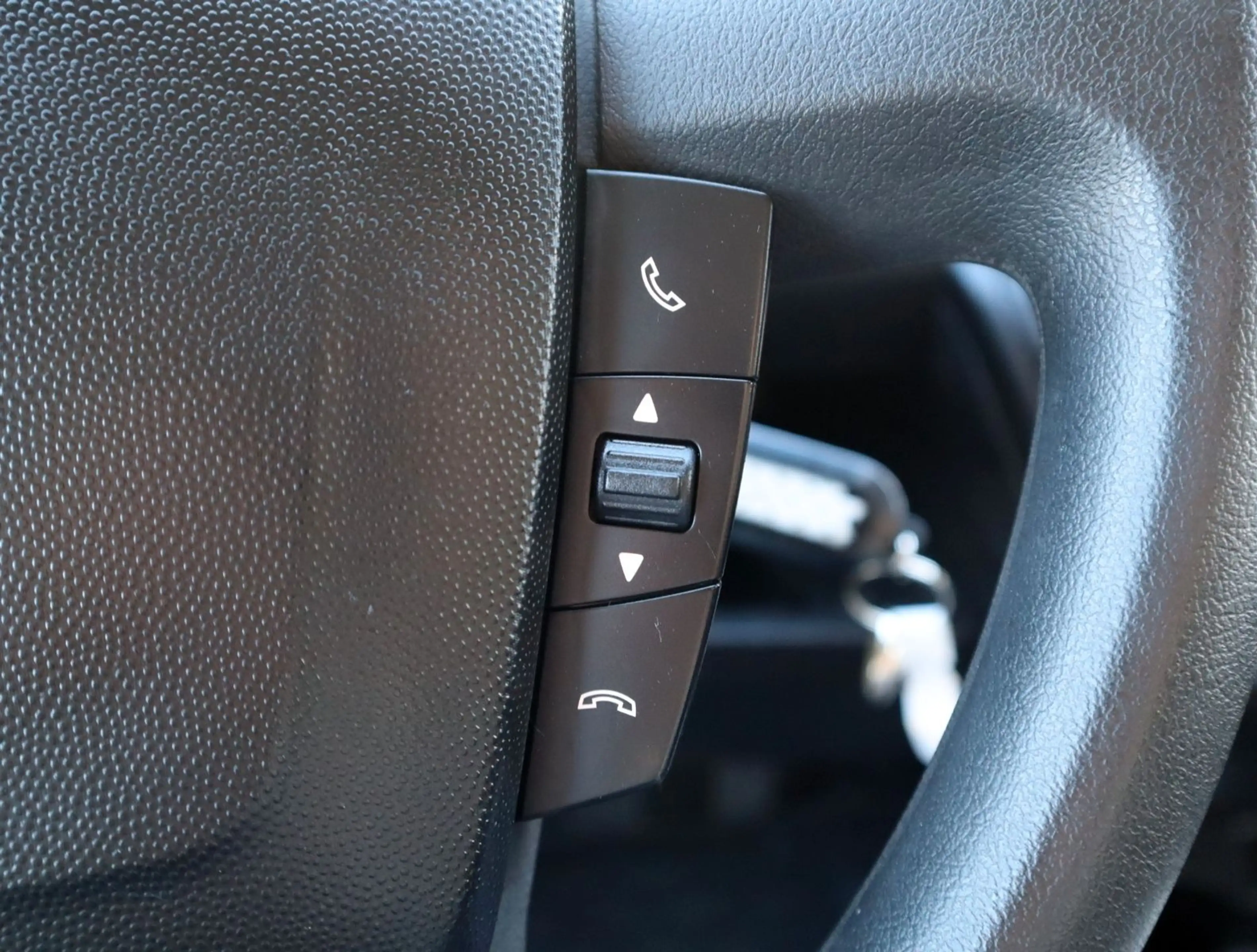 Peugeot Boxer Kasten 333 L2H2 BlueHDi 140 /Tempomat /PDC — photo 10