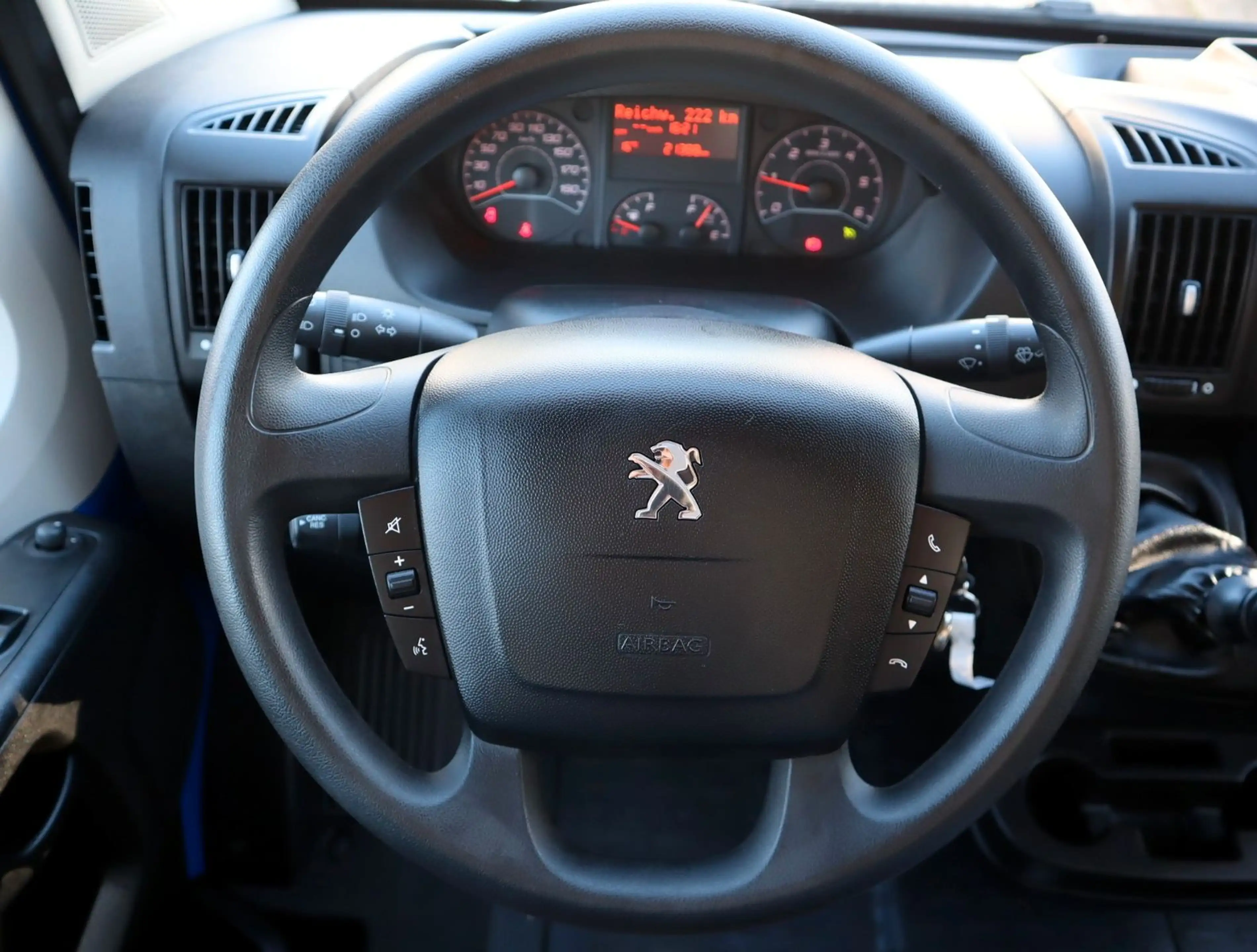 Peugeot Boxer Kasten 333 L2H2 BlueHDi 140 /Tempomat /PDC — photo 8