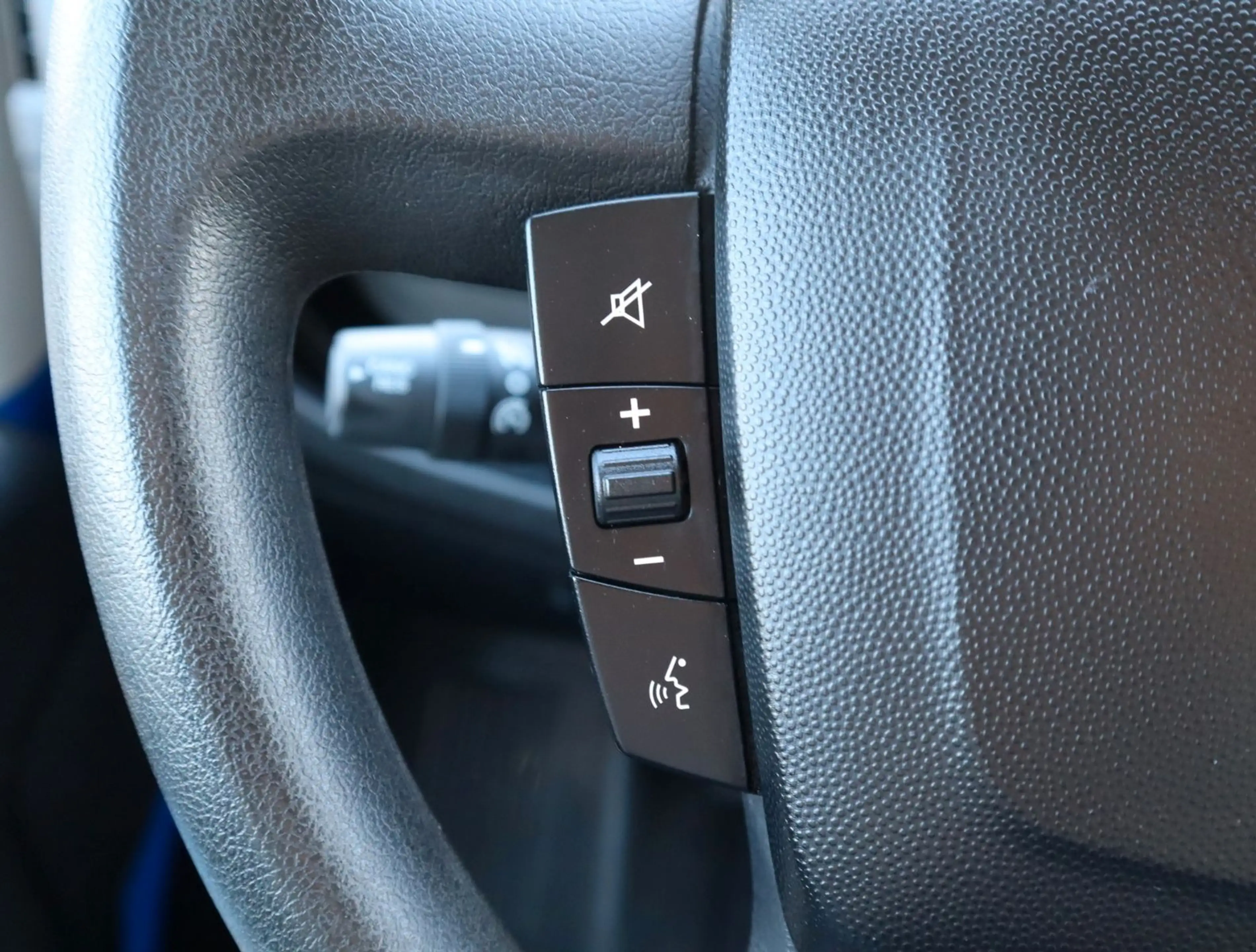 Peugeot Boxer Kasten 333 L2H2 BlueHDi 140 /Tempomat /PDC — photo 9