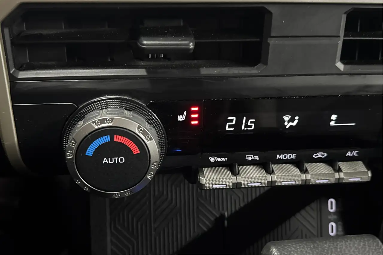 Toyota Tacoma снимка Toyota Tacoma