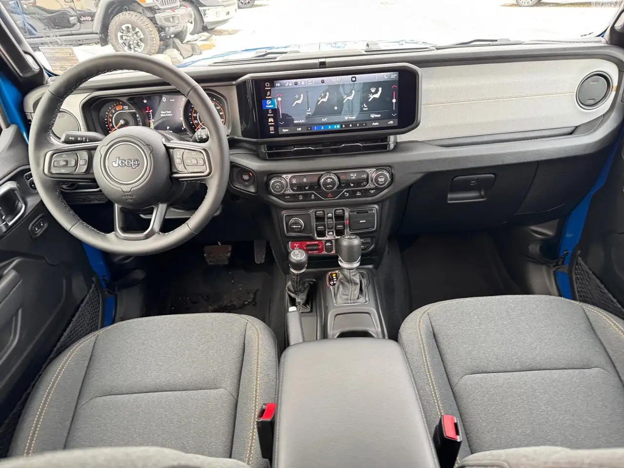 Jeep Wrangler снимка Jeep Wrangler