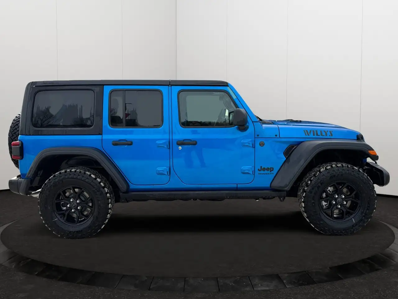 Jeep Wrangler снимка Jeep Wrangler