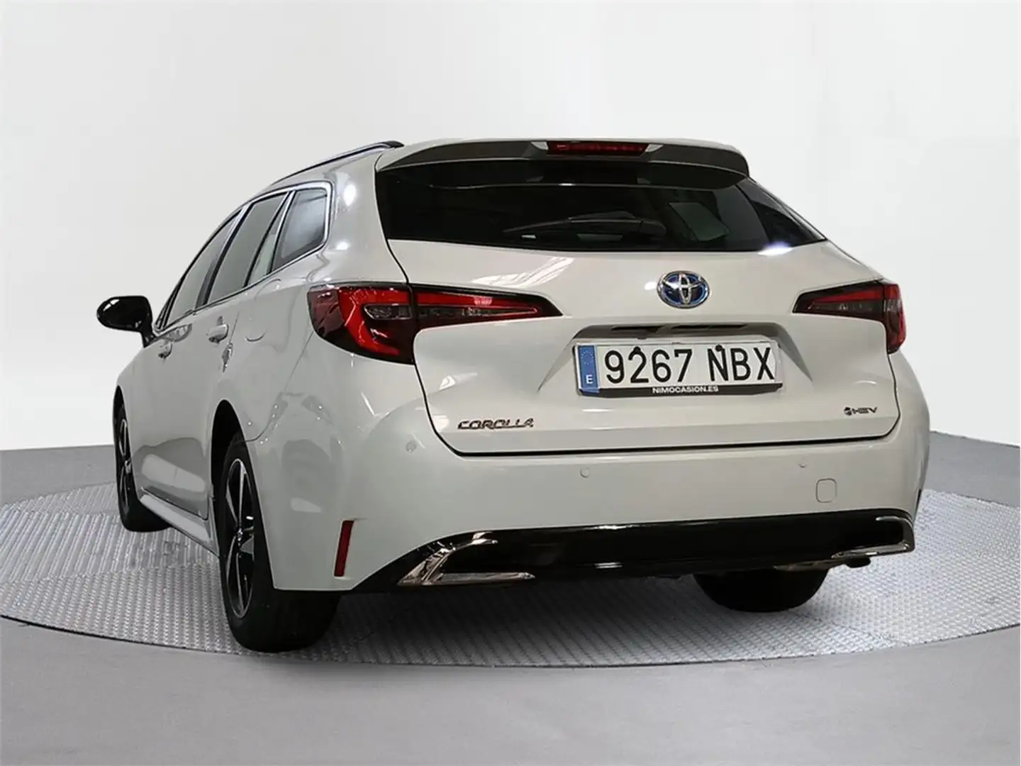 Toyota Corolla Touring Sports 140H Active Plus - 2