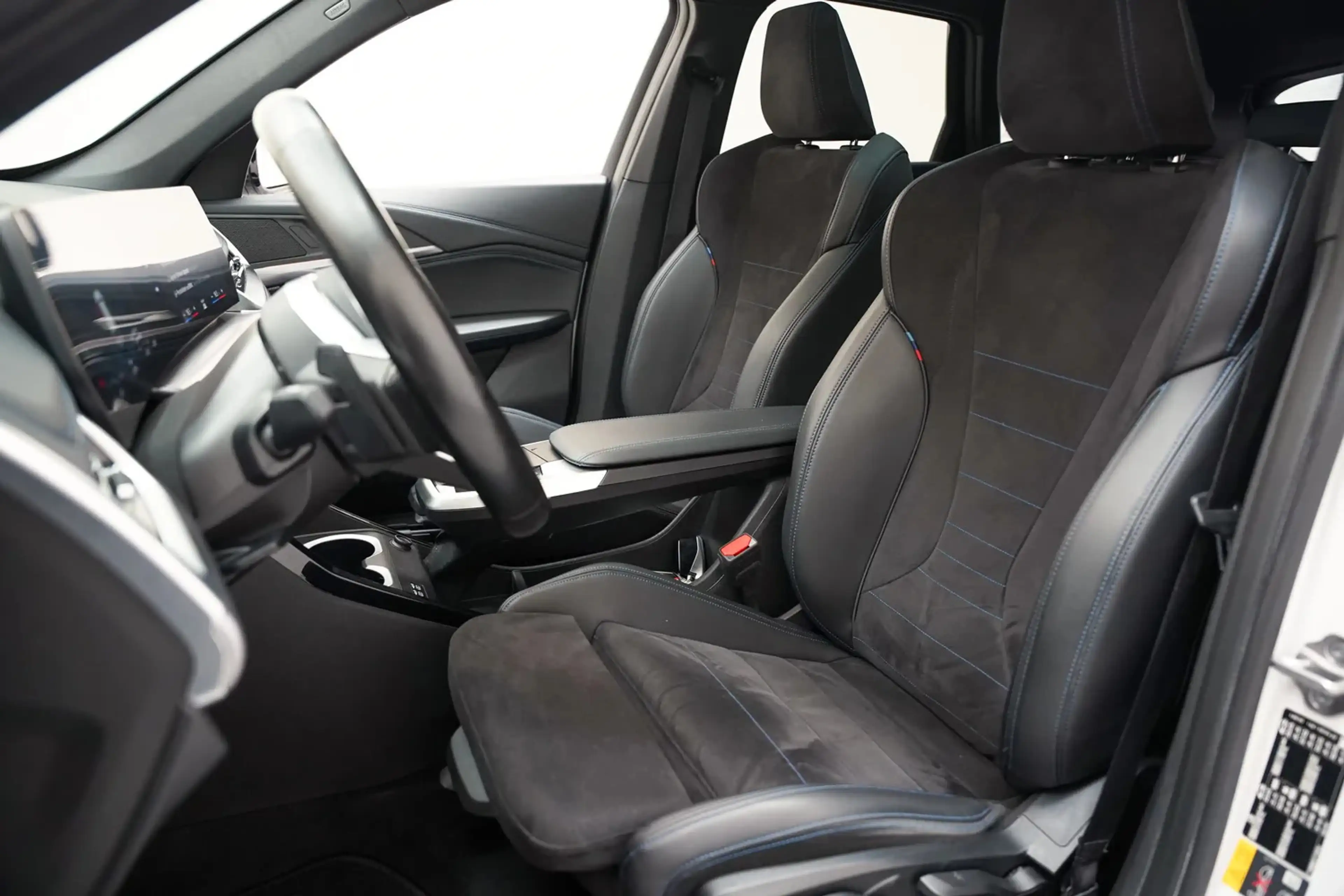 BMW iX1 xDrive30 M Sport [ Panorama Stuur-&Stoelverwarming — photo 10