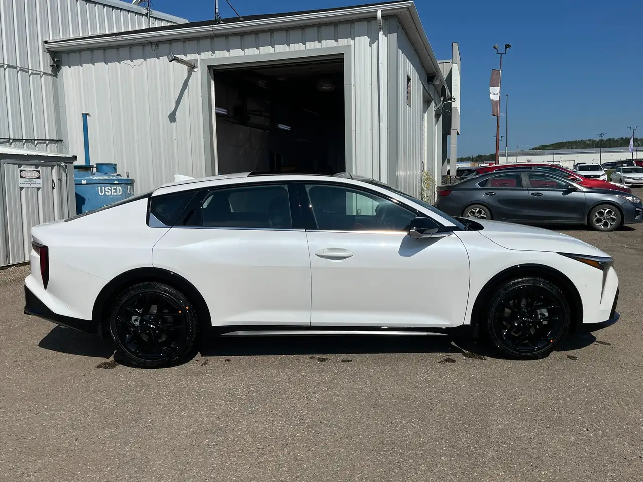 Kia K4 снимка Kia K4