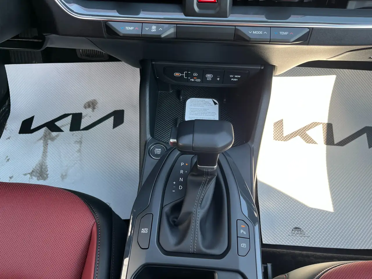 Kia K4 снимка Kia K4