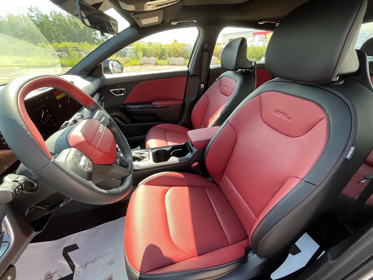 Kia K4 снимка Kia K4