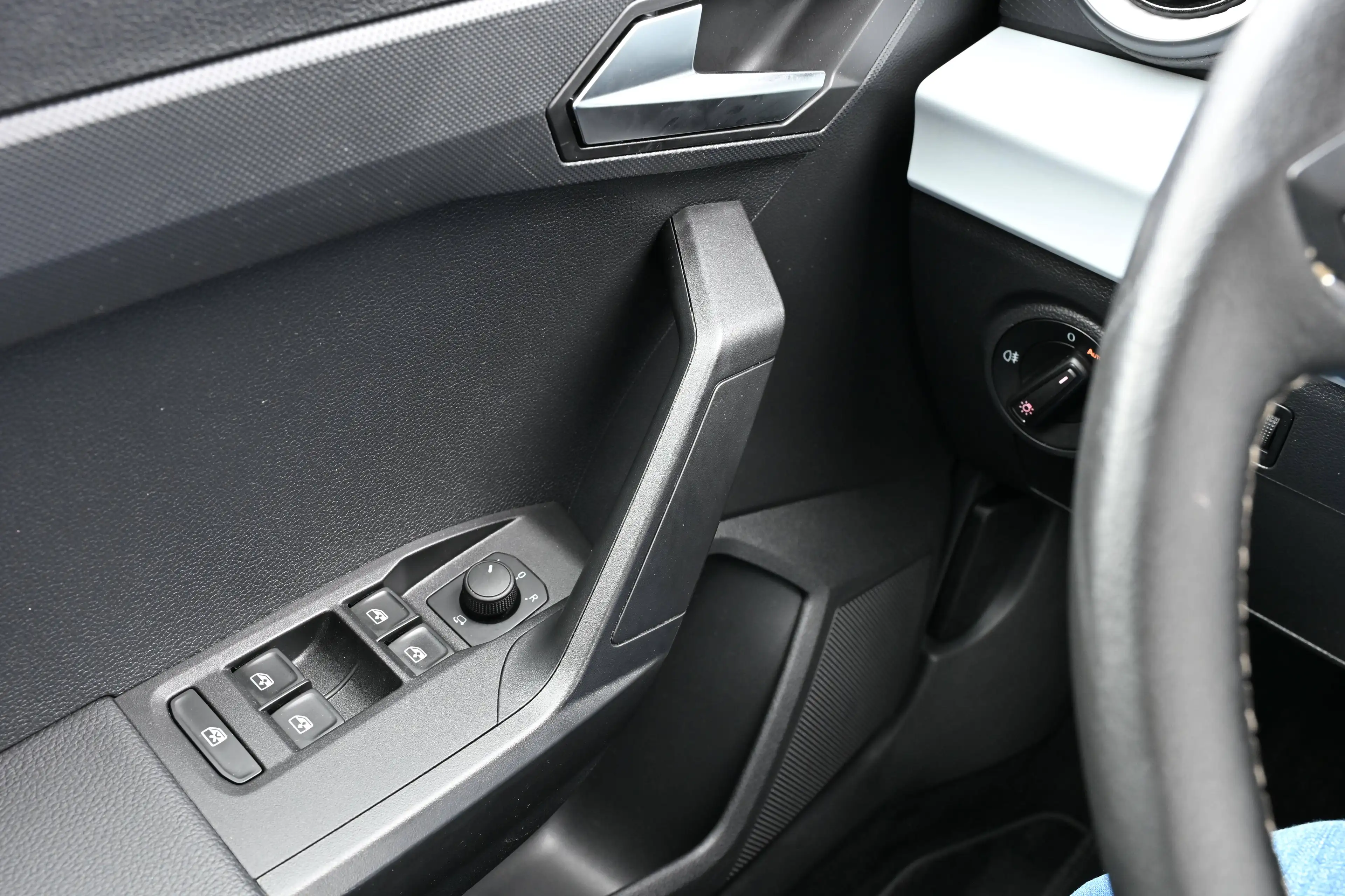 SEAT Arona Arona 1.0 TSI Move! 110 Ch DSG — photo 14