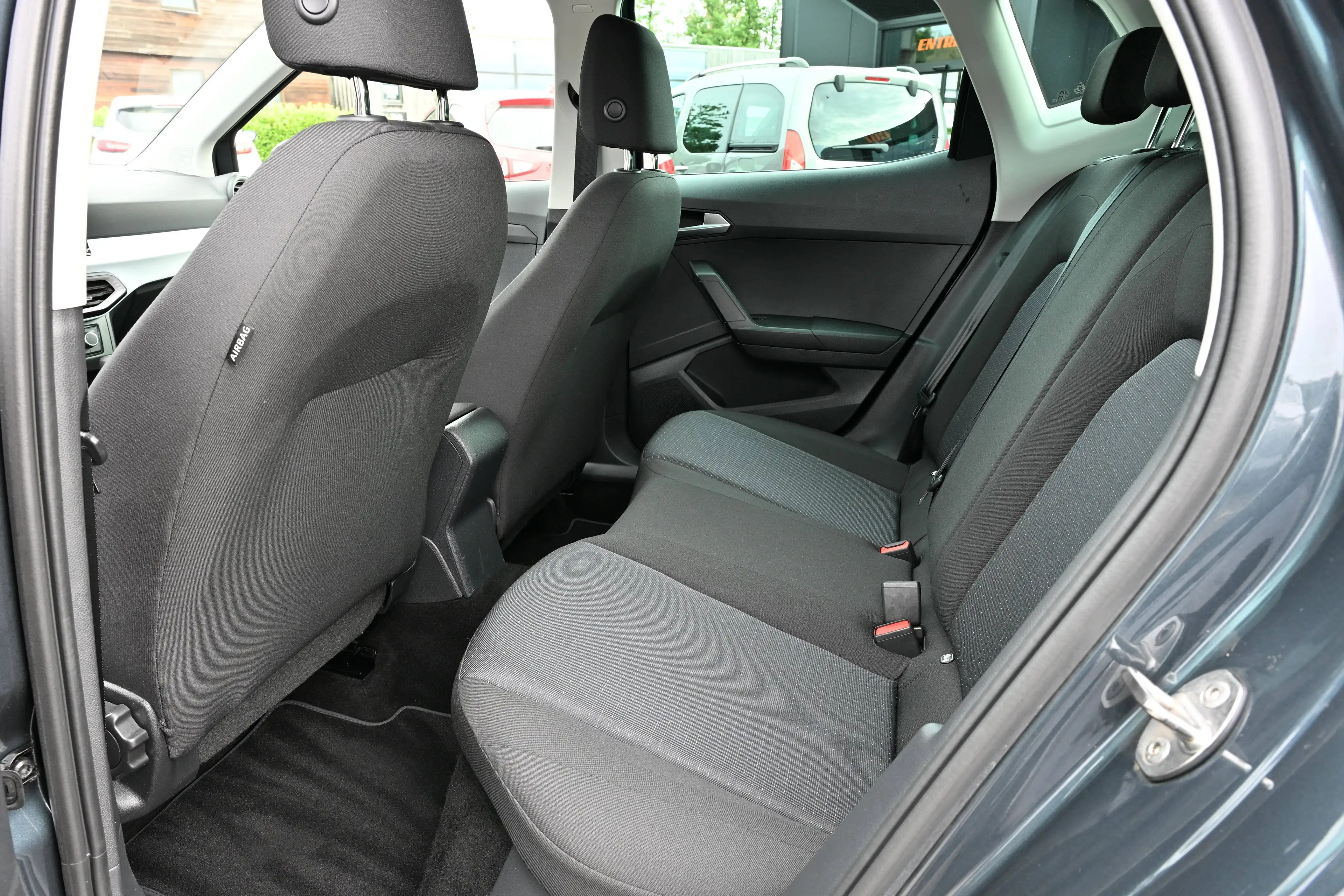 SEAT Arona Arona 1.0 TSI Move! 110 Ch DSG — photo 6