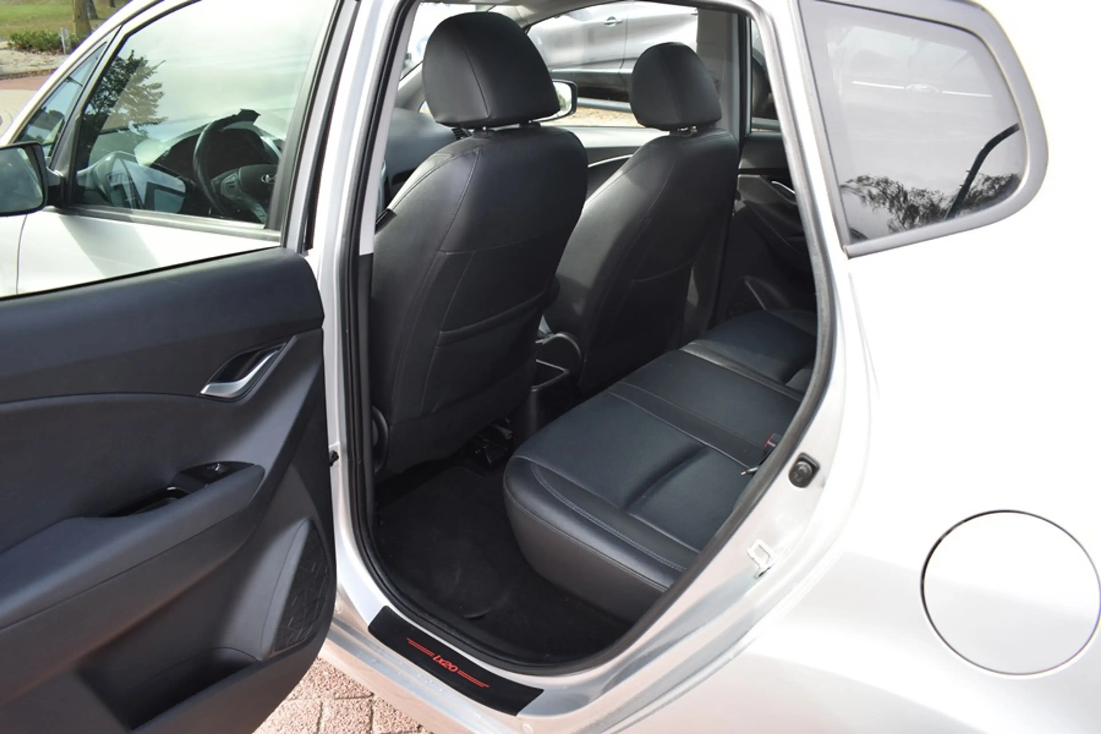 Hyundai iX20 1.6i i-Catcher Automaat/Pano dak/leder bekl/camera — photo 7