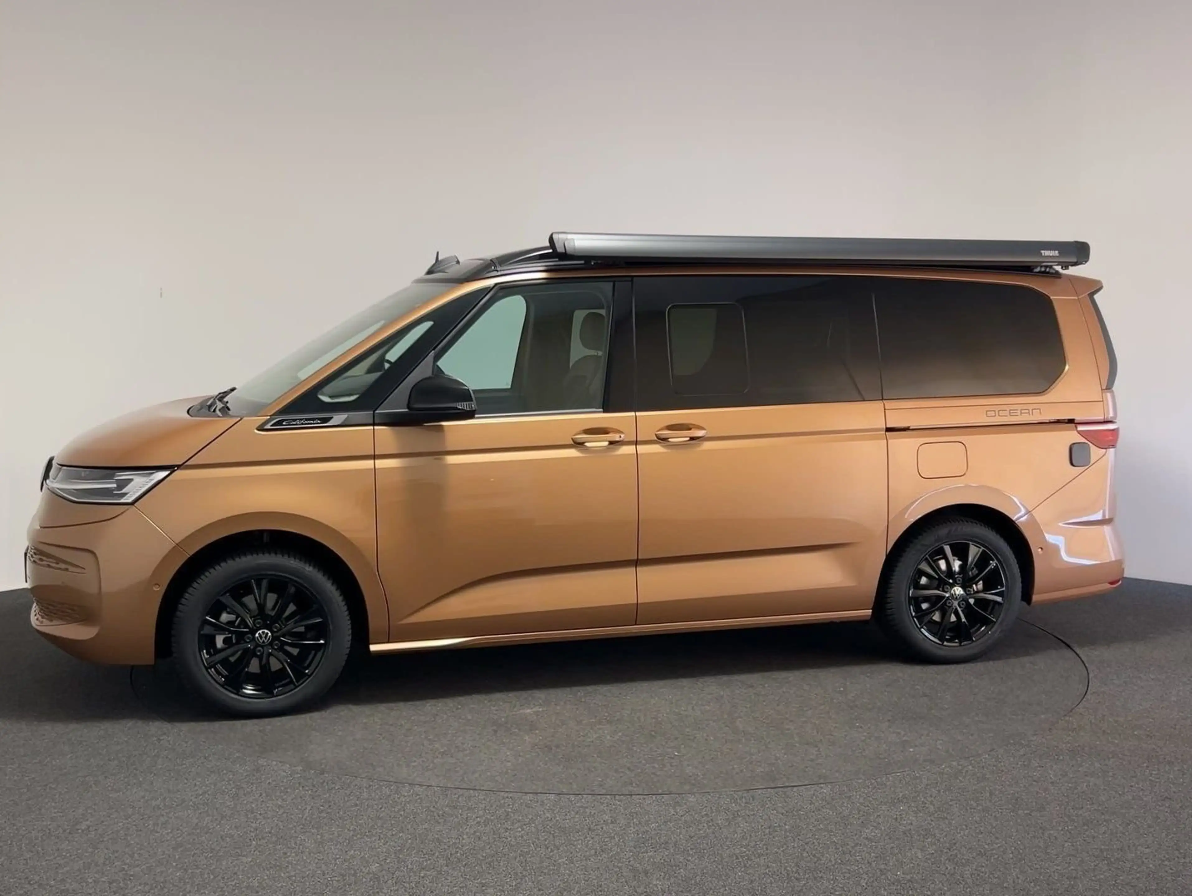 Volkswagen T7 California Ocean 2.0 TDI DSG — photo 5