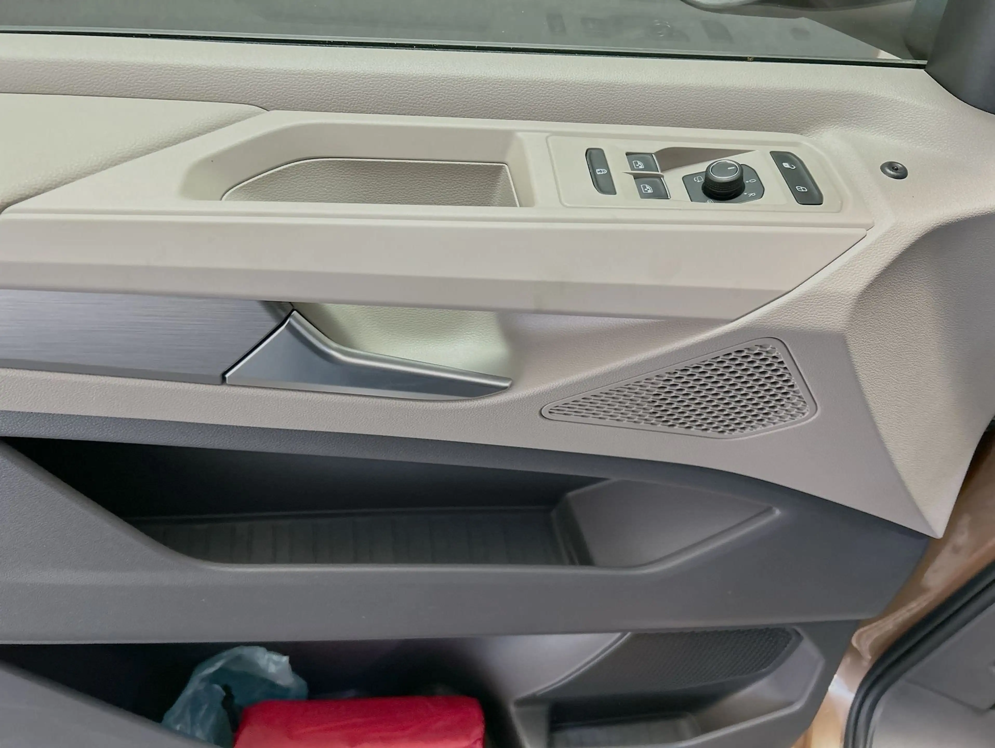 Volkswagen T7 California Ocean 2.0 TDI DSG — photo 13