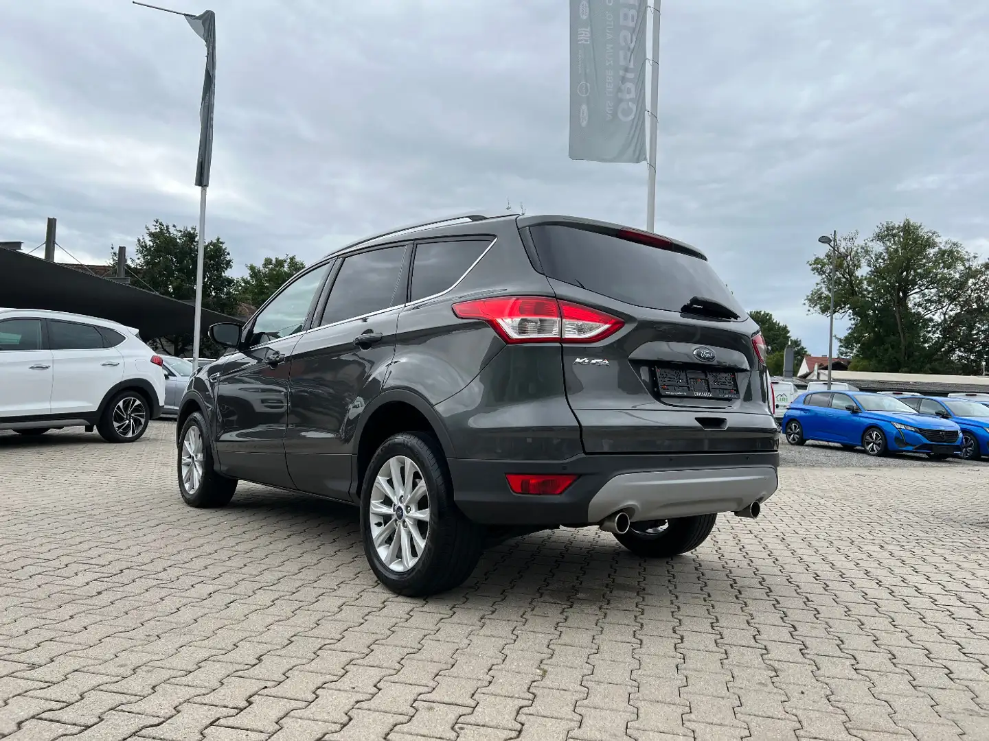 Ford Kuga 4x4 2.0 TDCi Titanium *Teilleder Sitzh. Alu* Gris - 2