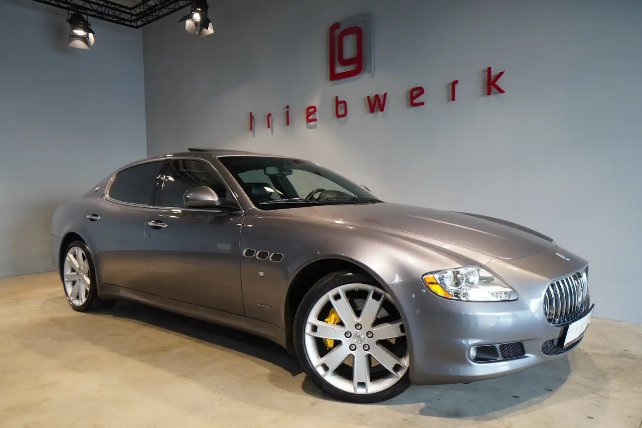 Maserati Quattroporte