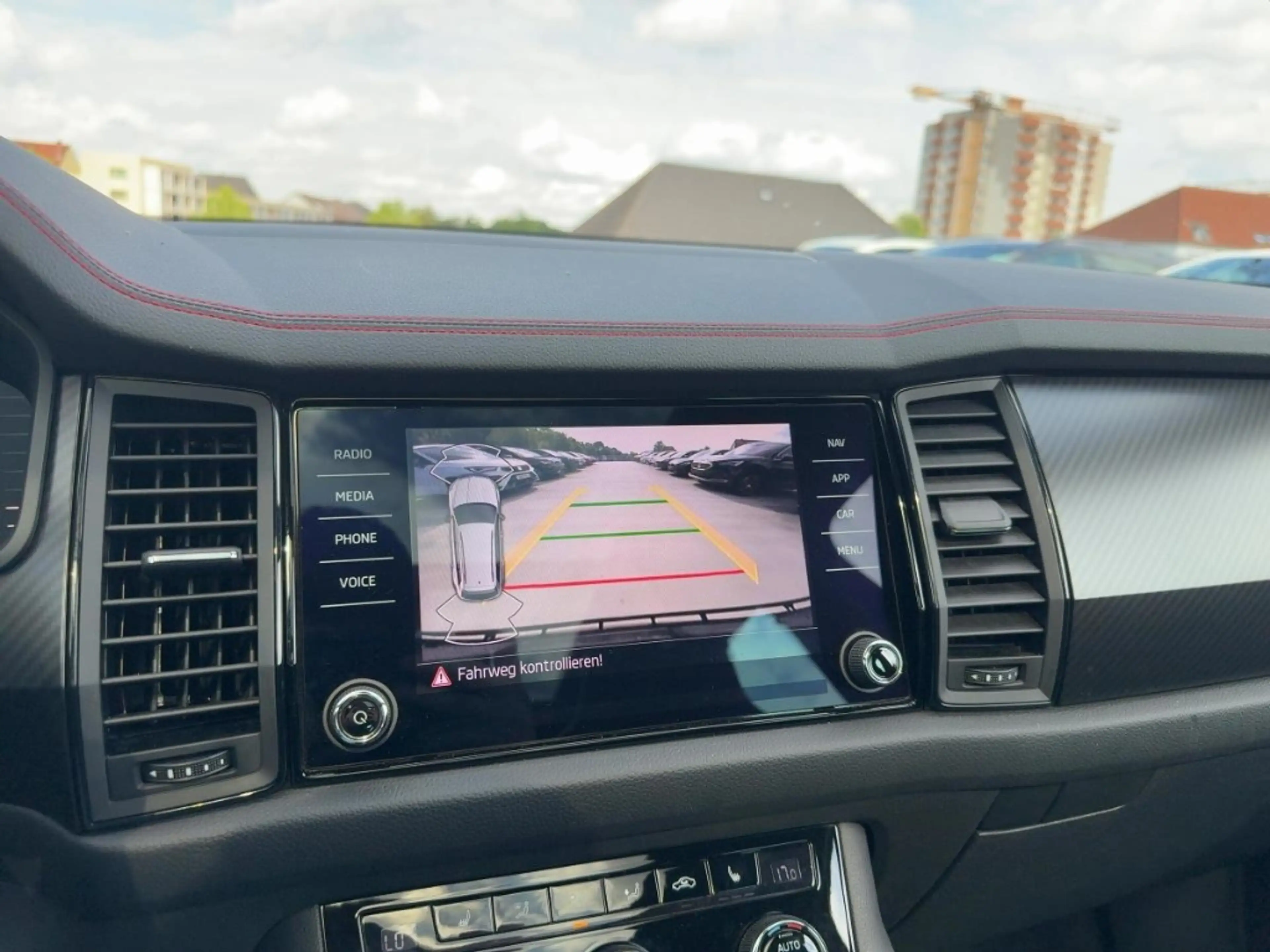 Skoda Kodiaq RS 4x4 LED Navi AHK Pano El. Heckklappe — photo 15