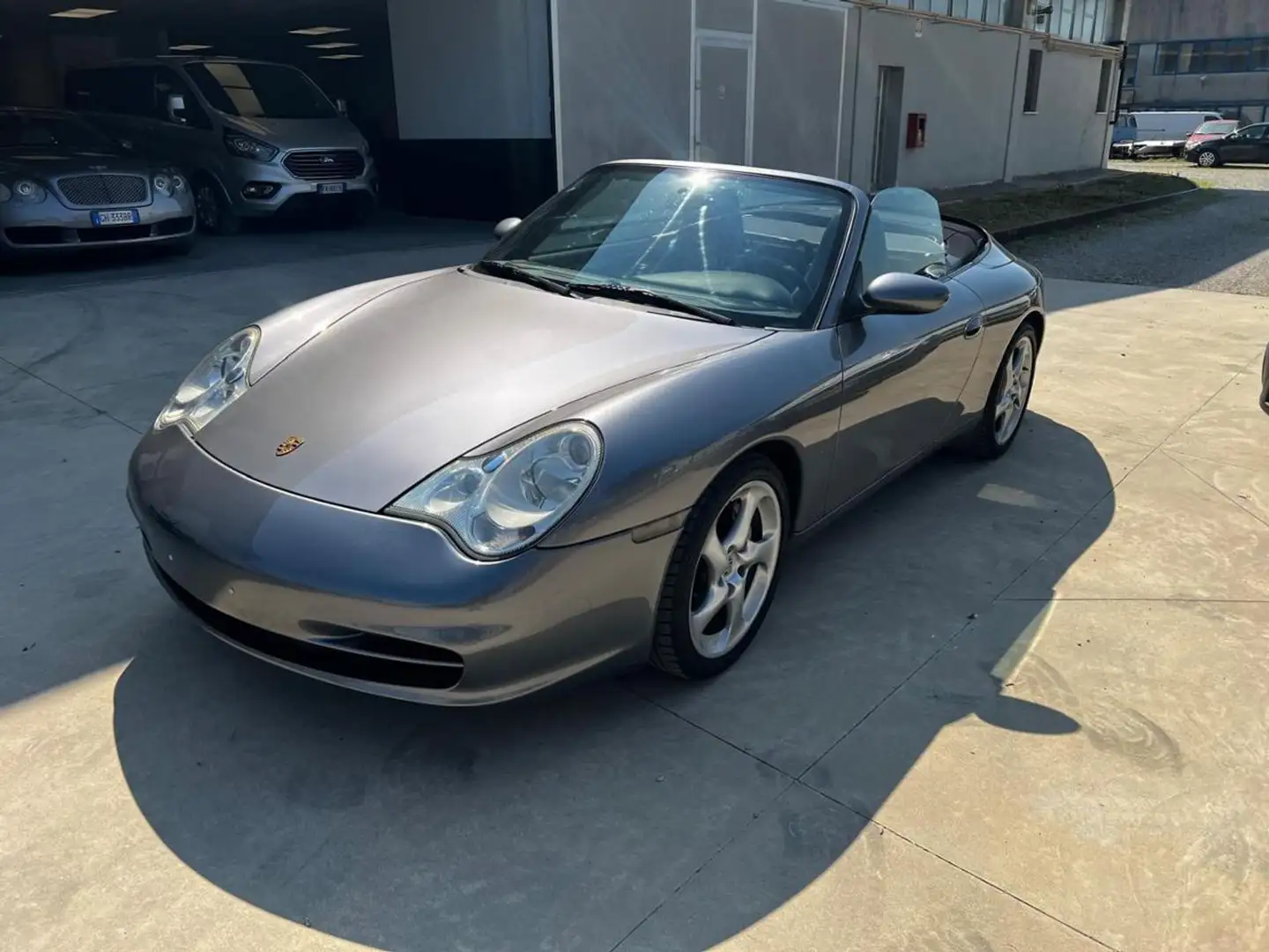 Porsche 911 Carrera 4 cat Cabriolet Grigio - 1