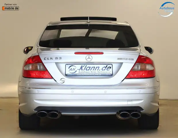 Mercedes-Benz CLK view 7