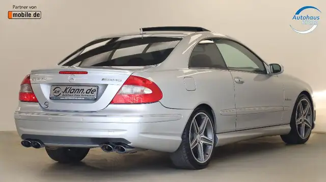 Mercedes-Benz CLK view 8