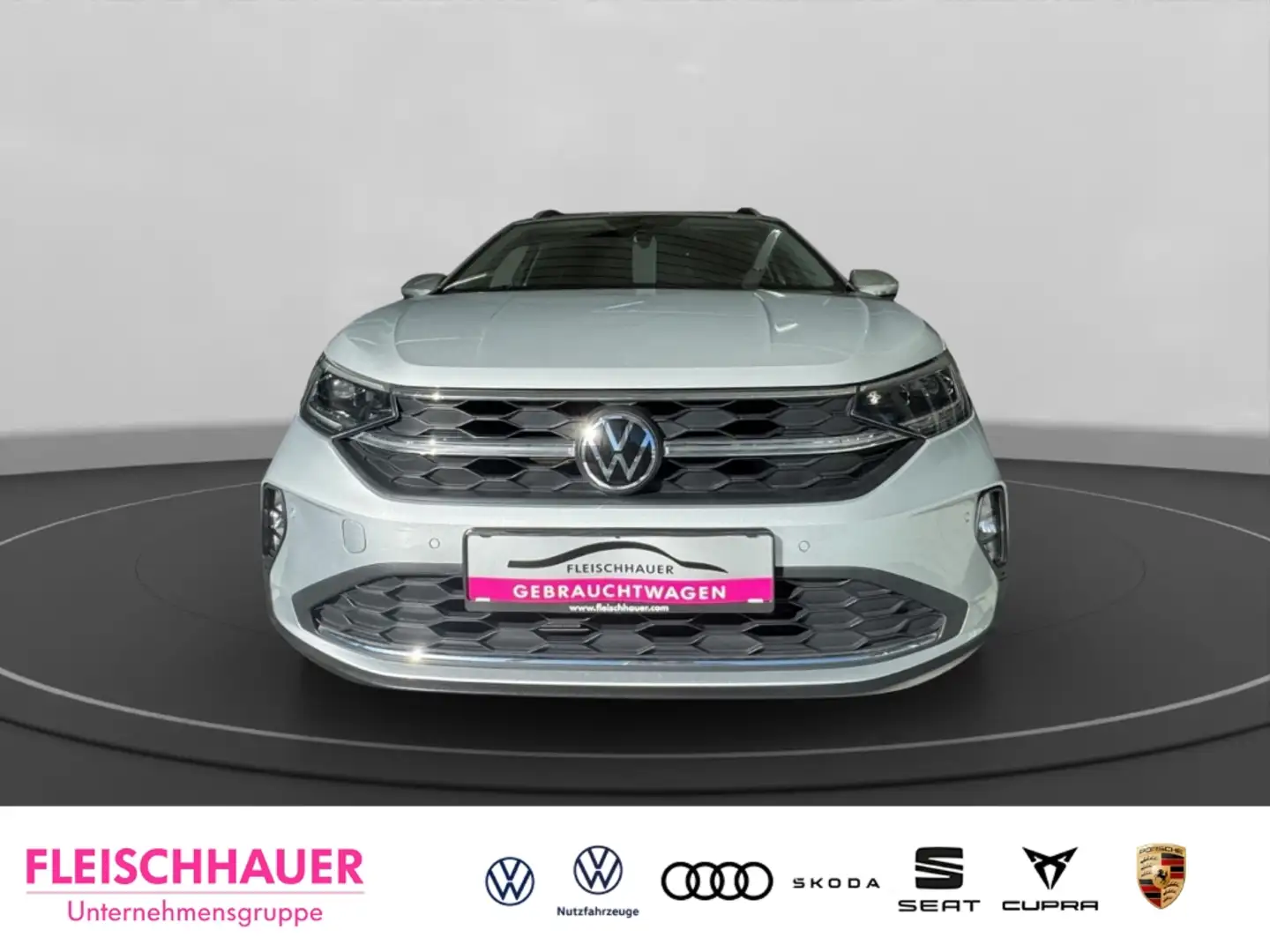Volkswagen Taigo 1.0 TSI Style MATRIX+ACC+DC+NAVI+CARPLAY+SHZ+PDC V Silber - 2