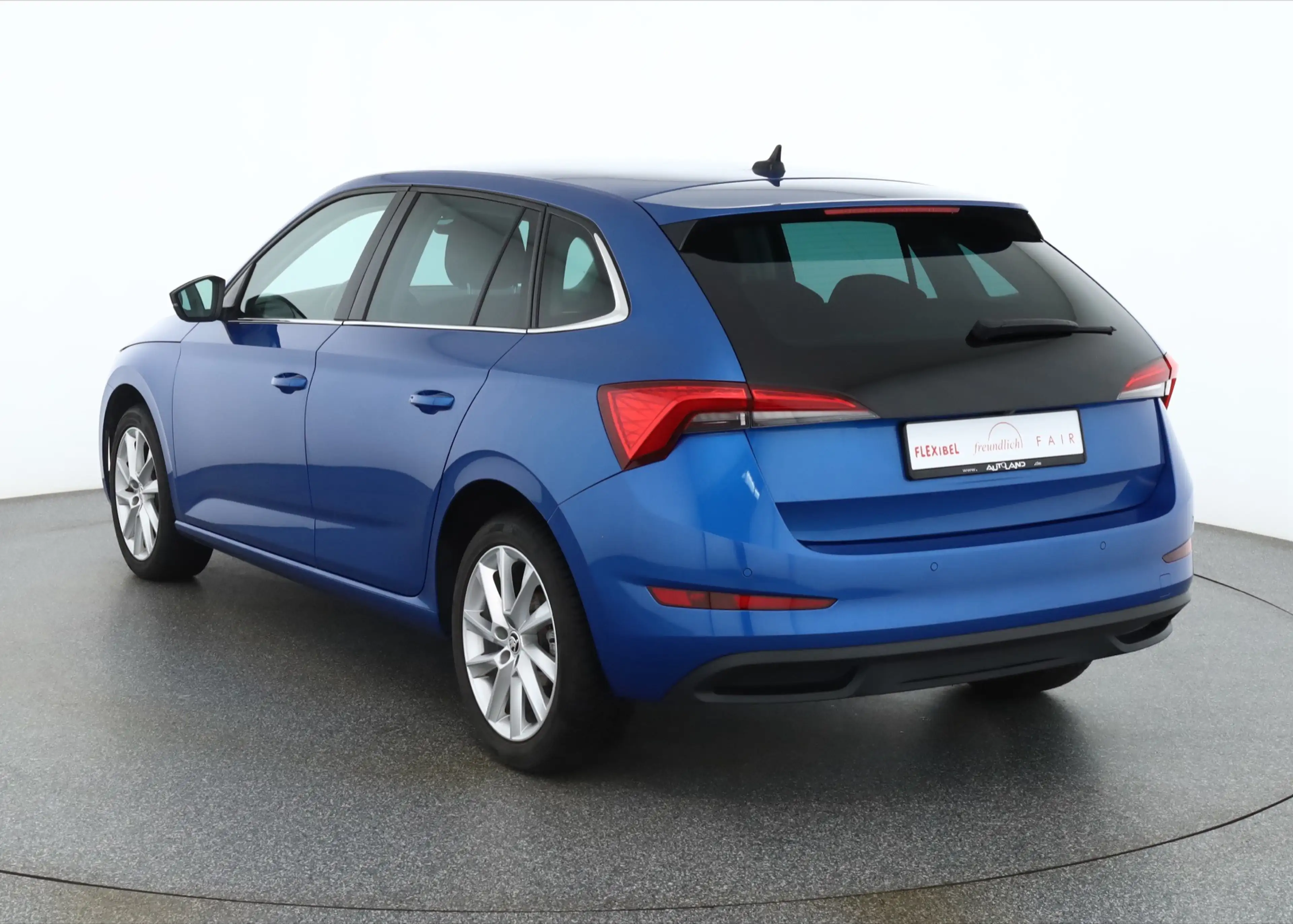 Skoda Scala 1.5 TSI DSG Style LED Sitzheizung Kamera — photo 3
