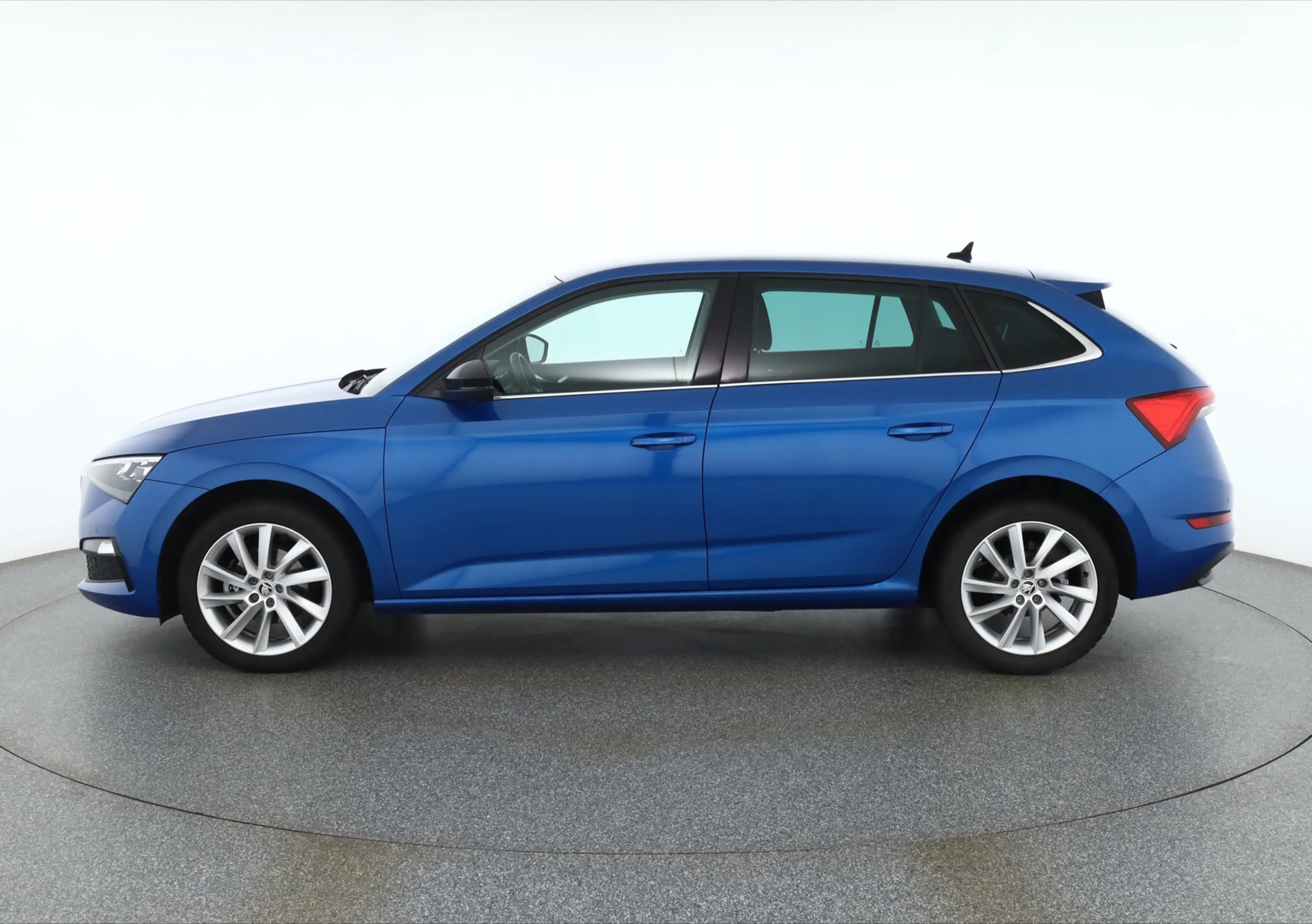 Skoda Scala 1.5 TSI DSG Style LED Sitzheizung Kamera — photo 2