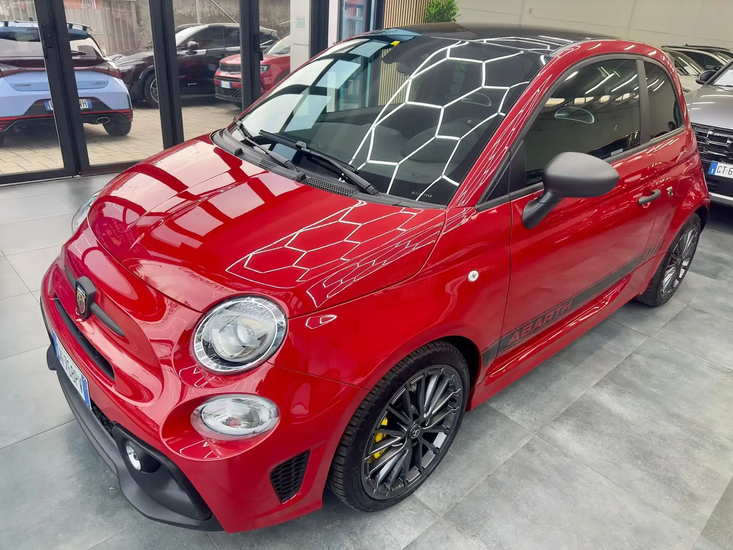 Abarth 595 Competizione 595 1.4 t-jet Competizione 180cv AUTOMATICA Roşu - 1