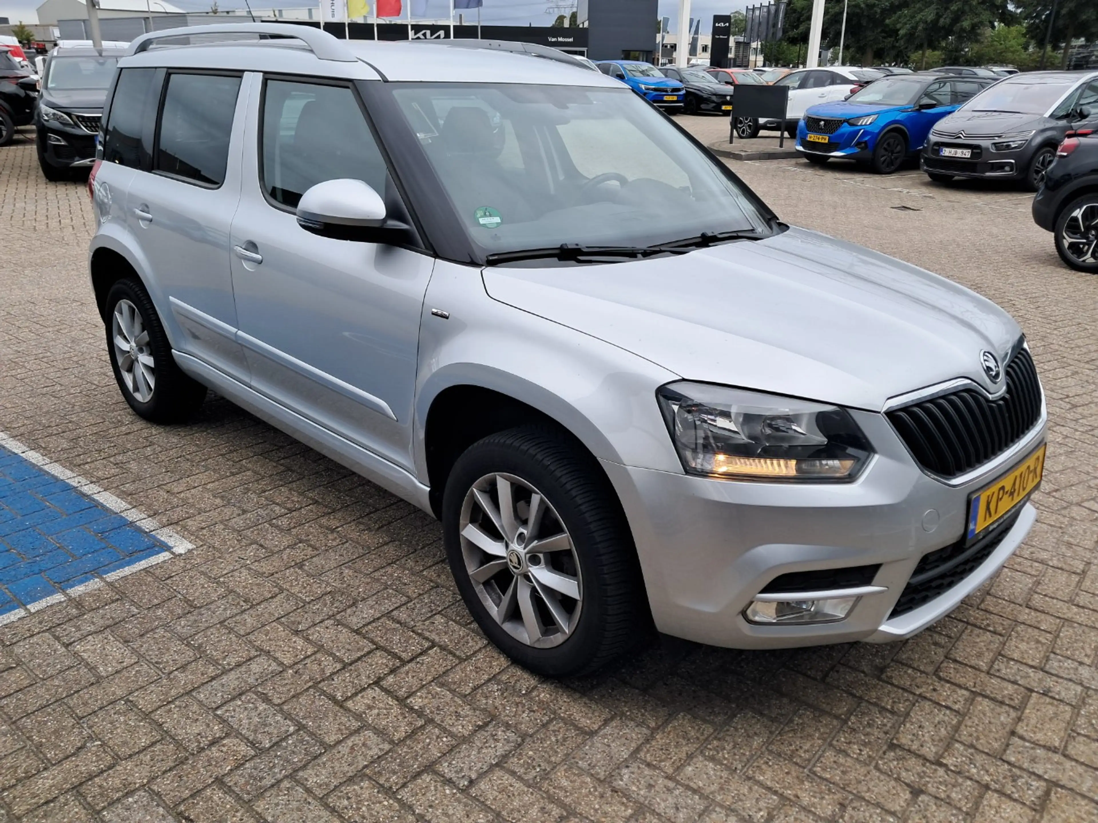 Skoda Yeti 1.2 TSI 110 pk Greentech JOY | Airco | Parkeersens — photo 2