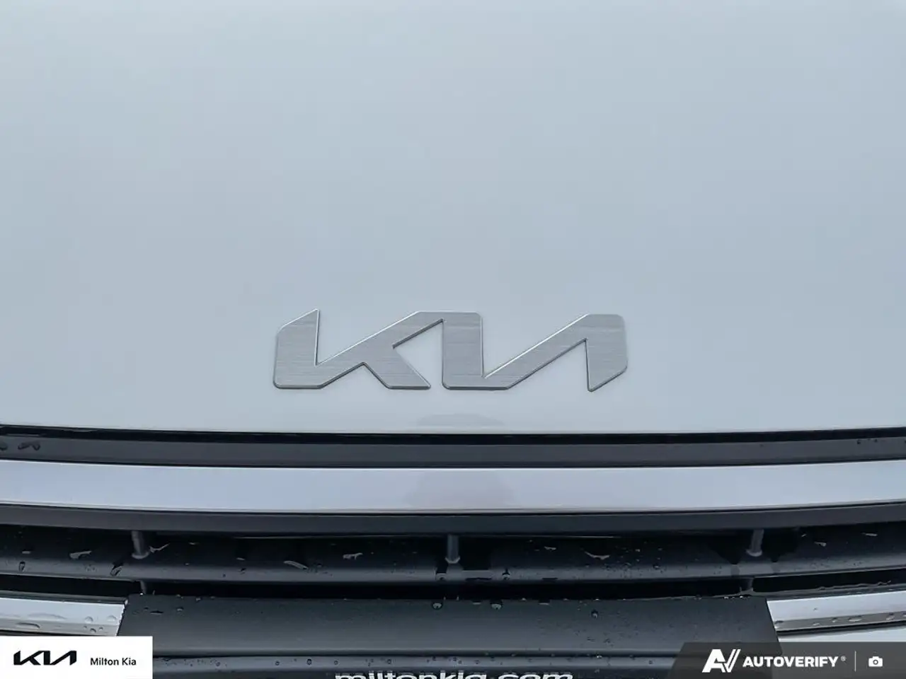 Kia K4 снимка Kia K4