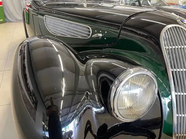 BMW 3 Series view 7