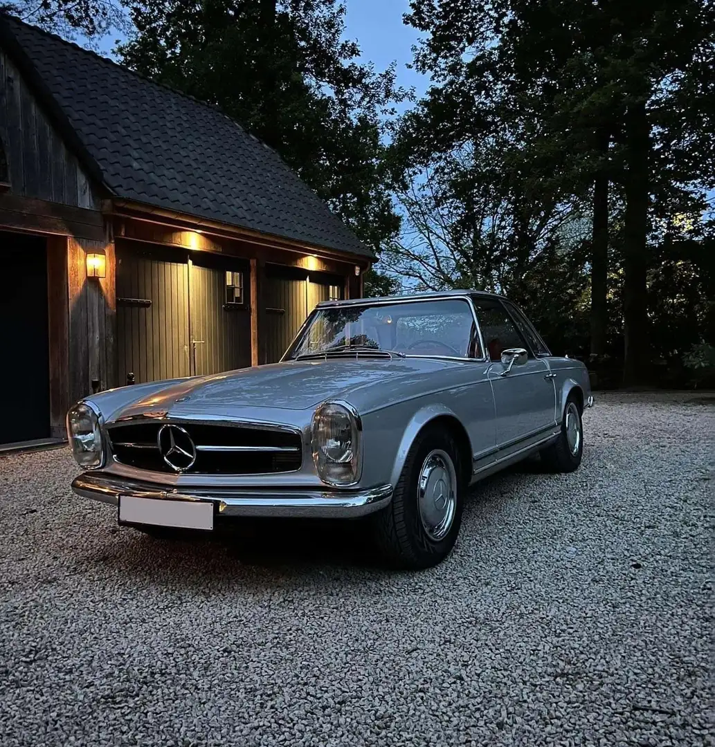 Mercedes-Benz SL 250 première immatriculation Paris, hard top. Zilver - 1