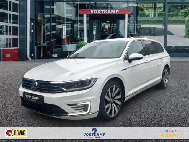 Volkswagen Passat 1.4 TSI DSG GTE PANO/CAMERA/ACC/ELEK.ACHTERKLEP