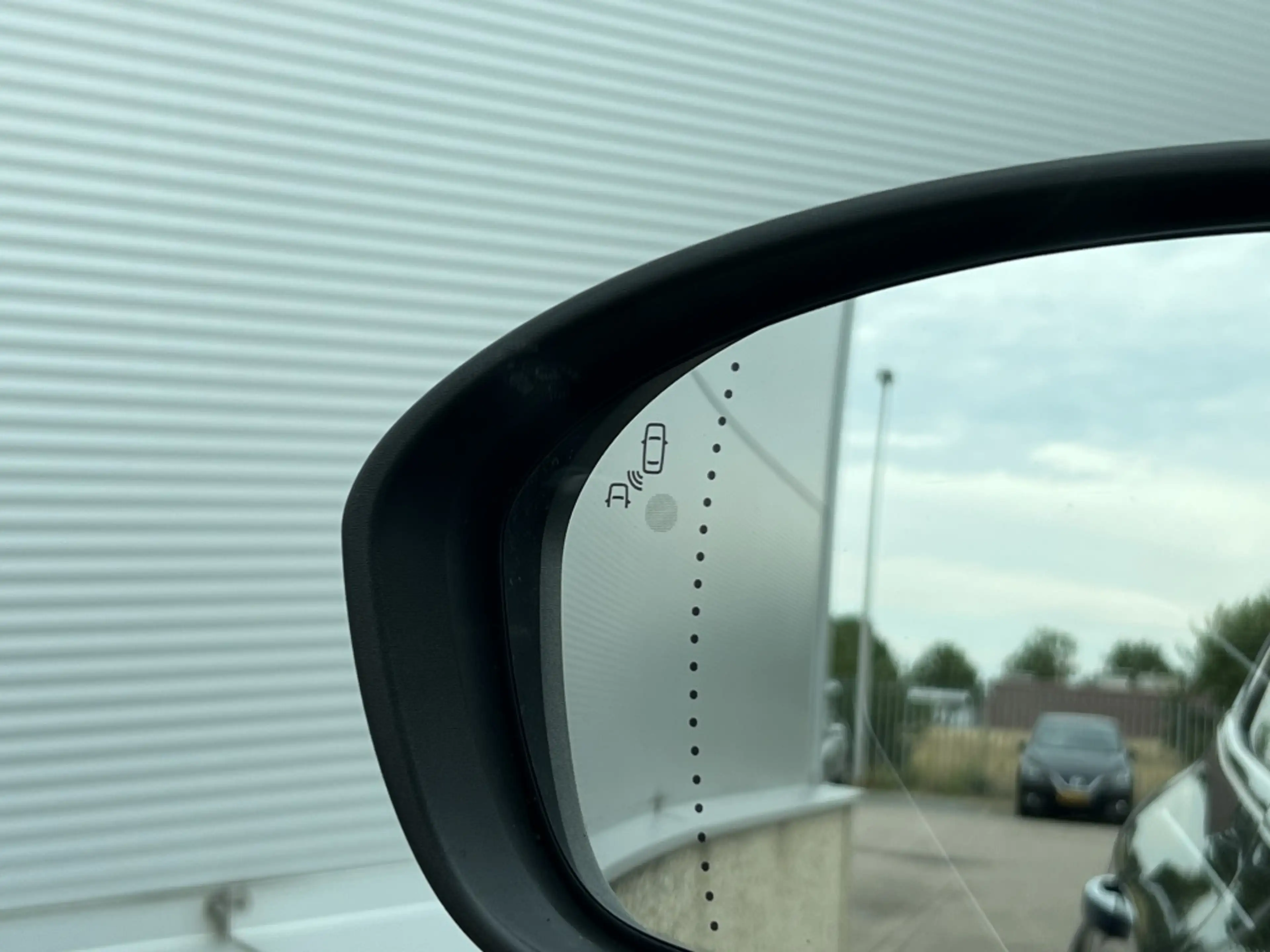 Renault Talisman Estate 1.8 TCe Intens — photo 10