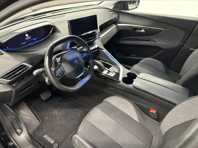 Peugeot 5008 view 15