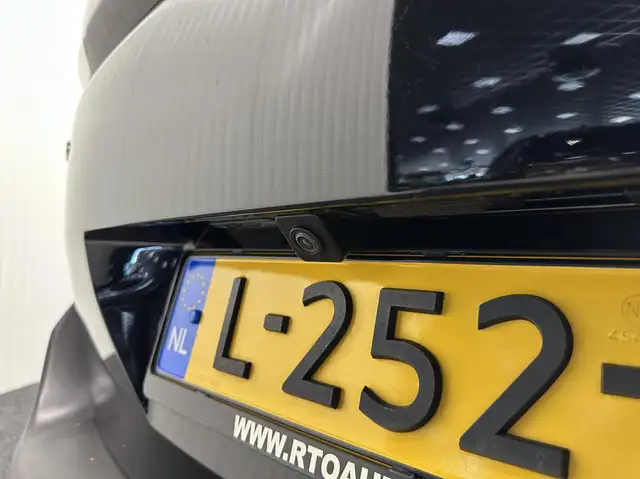 Peugeot 5008 view 11