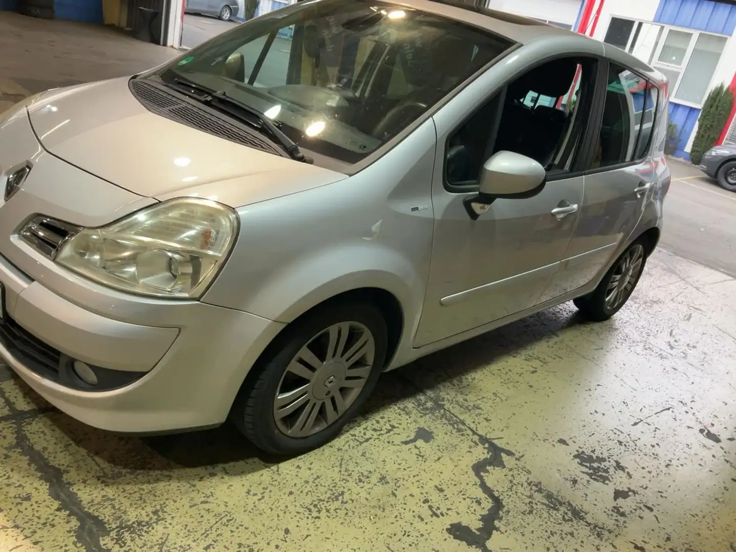 Renault Modus Night Silber - 1