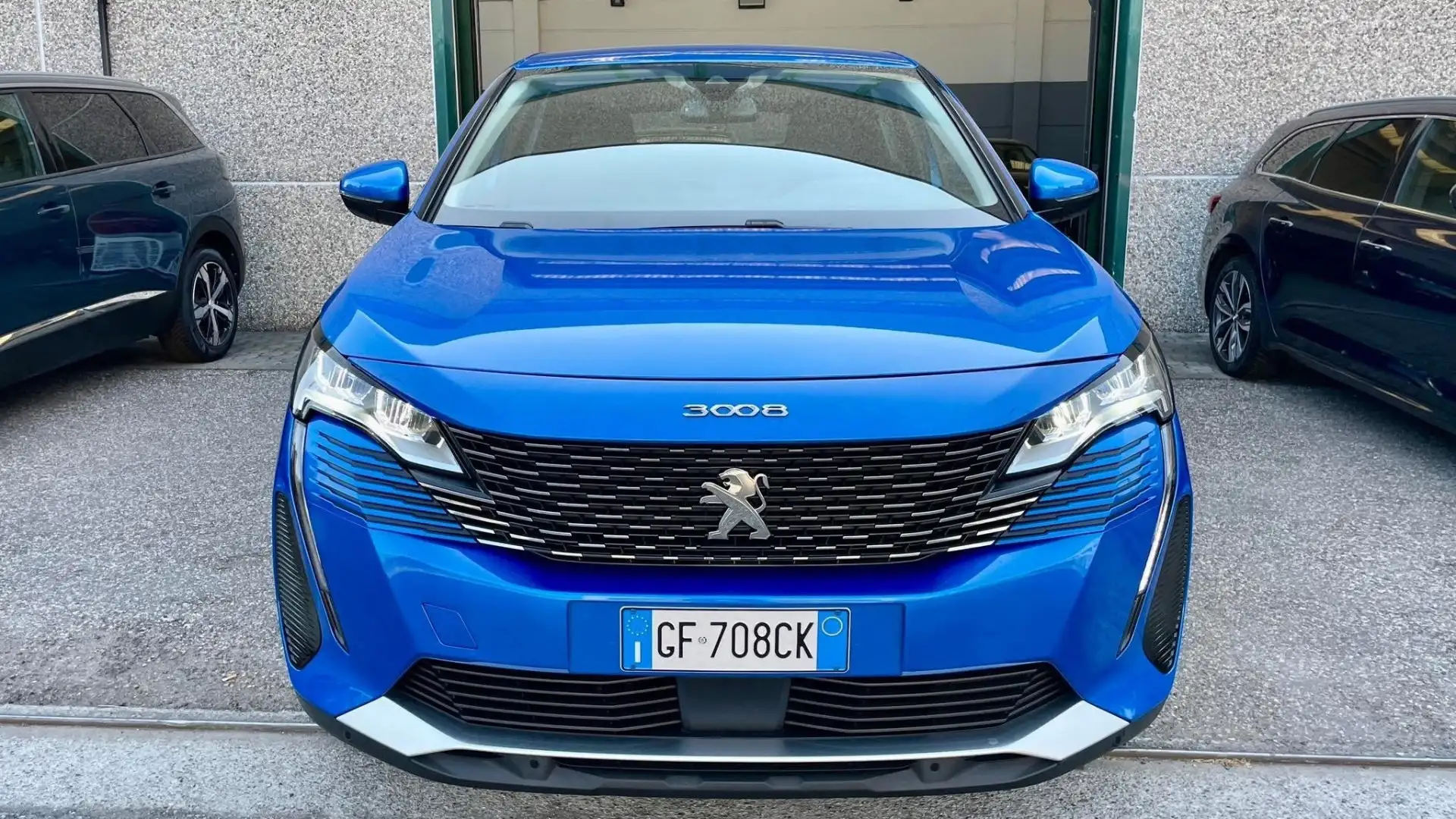 Peugeot 3008 PEUGEOT 3008 1.5 BLUEHDI ACTIVE BUSINESS 131CV - F Blau - 2