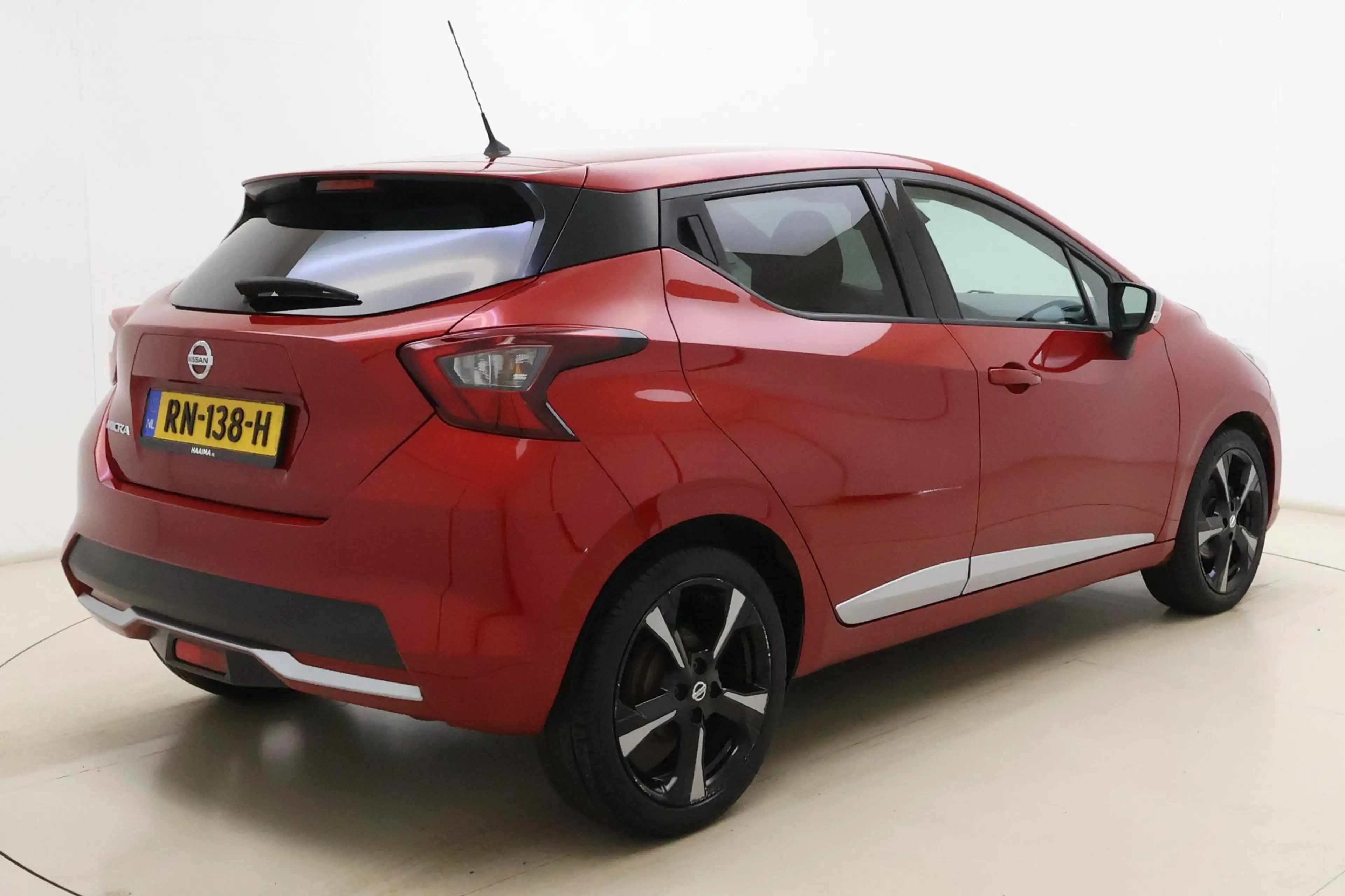 Nissan Micra 1.0L Acenta | Navigatie via Carplay | Lichtmetalen — photo 2