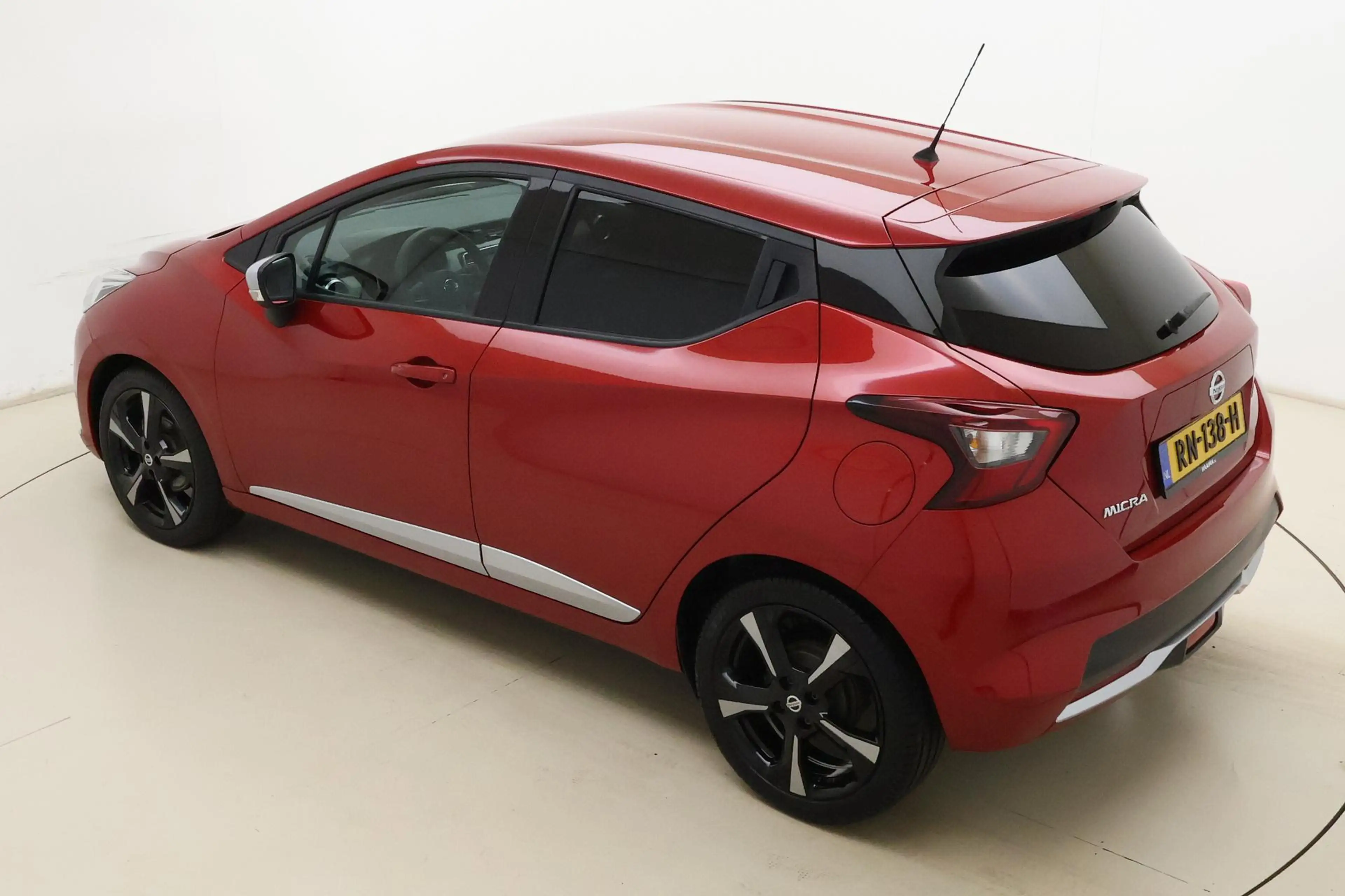 Nissan Micra 1.0L Acenta | Navigatie via Carplay | Lichtmetalen — photo 4