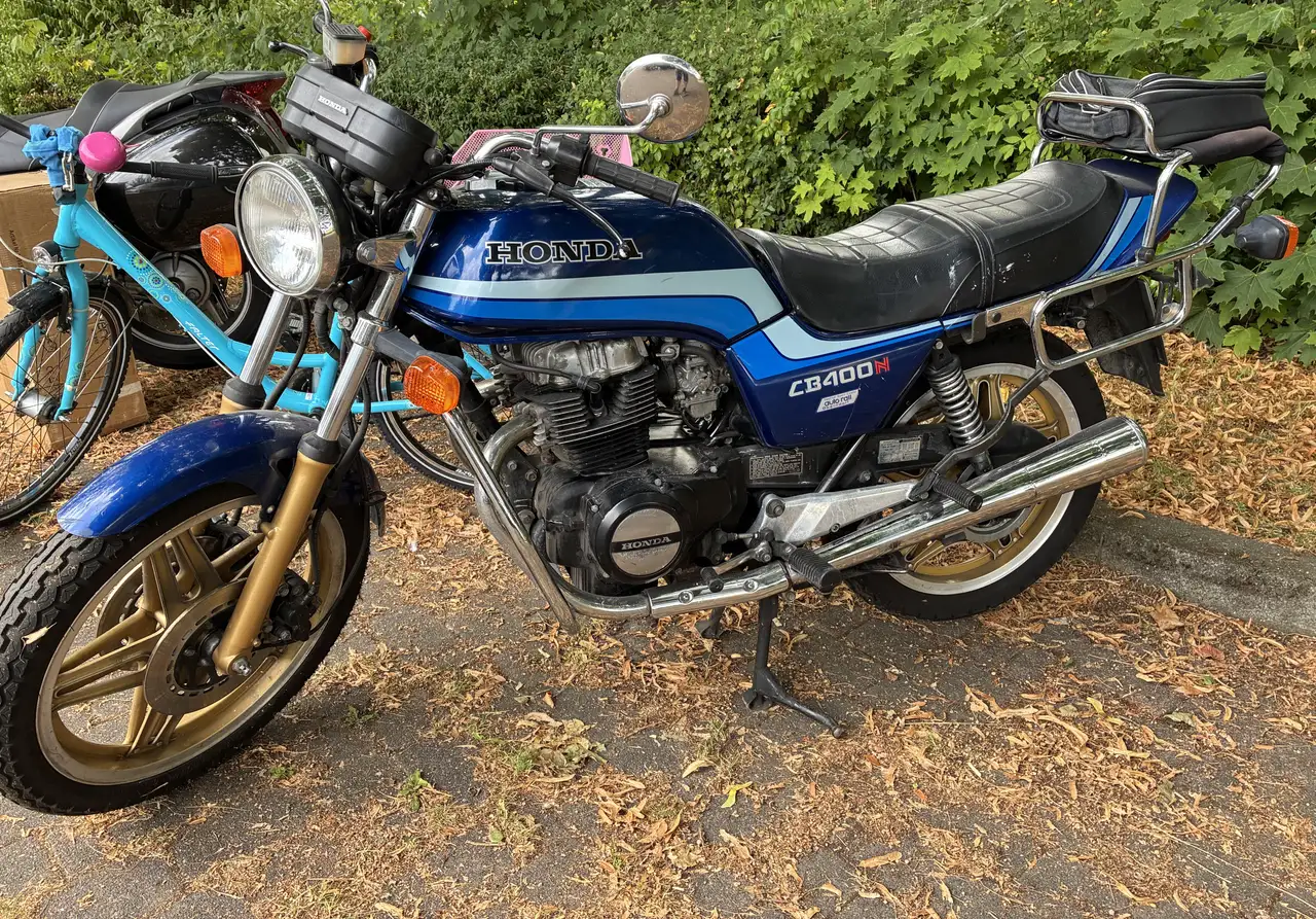 Honda CB 400