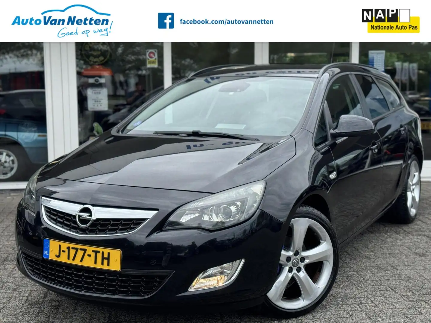Opel Astra Sports Tourer 1.6 Cosmo,19"lmv,gr.navi,Xenon,Cruis Noir - 1