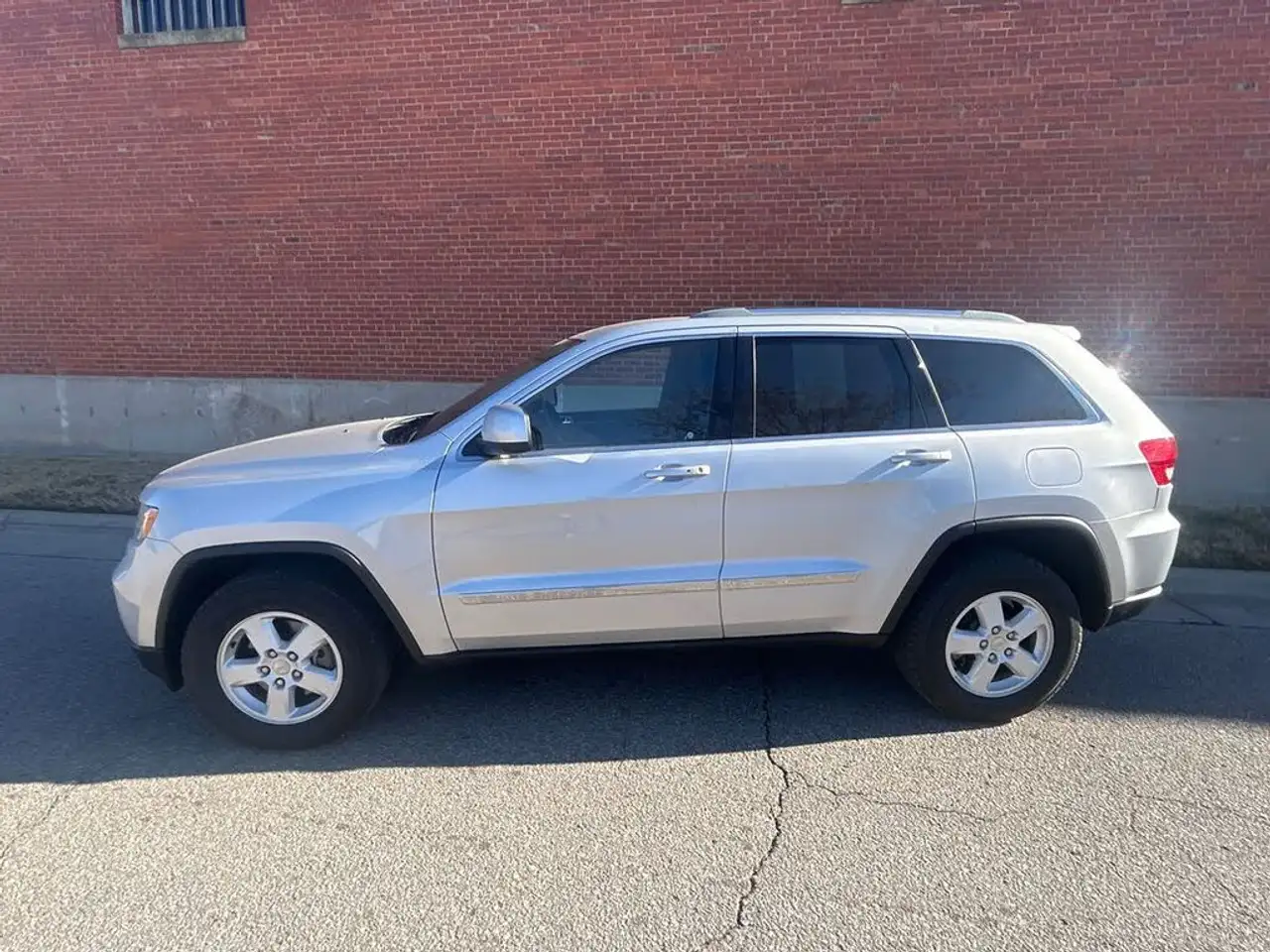 Jeep Grand Cherokee снимка Jeep Grand Cherokee