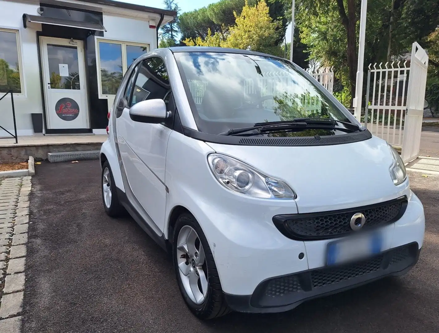 smart forTwo Fortwo 1.0 mhd Pure 61cv Bianco - 1