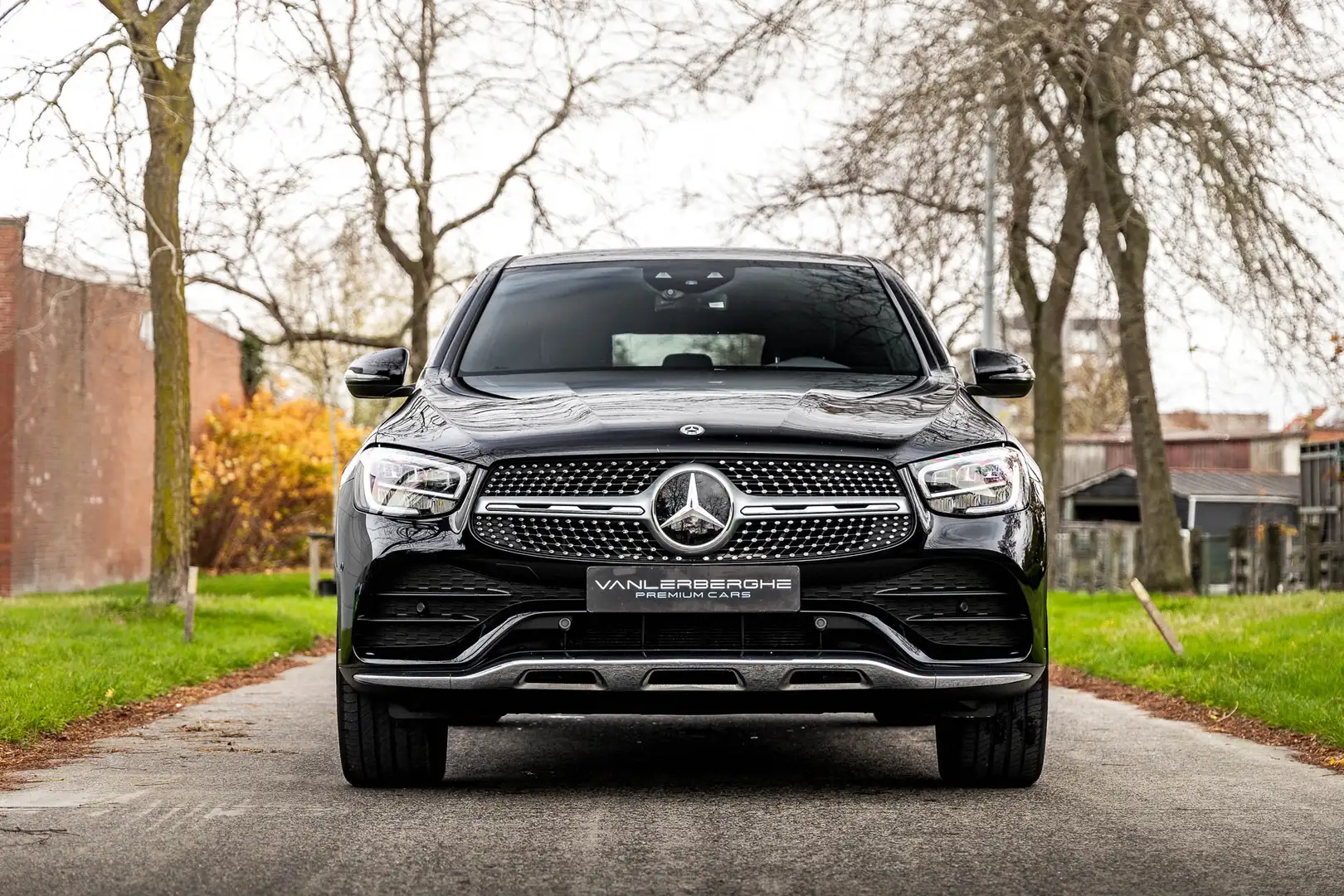 Mercedes-Benz GLC 300 de Coupé AMG * LED * Camera * ACC * Leder * BTW Zwart - 2