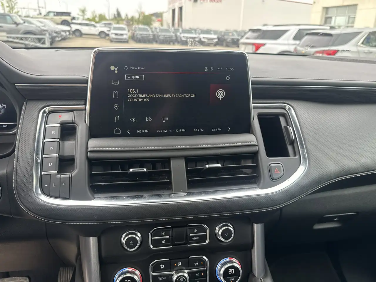 GMC Yukon снимка GMC Yukon