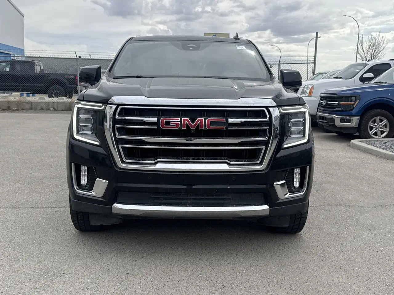 GMC Yukon снимка GMC Yukon