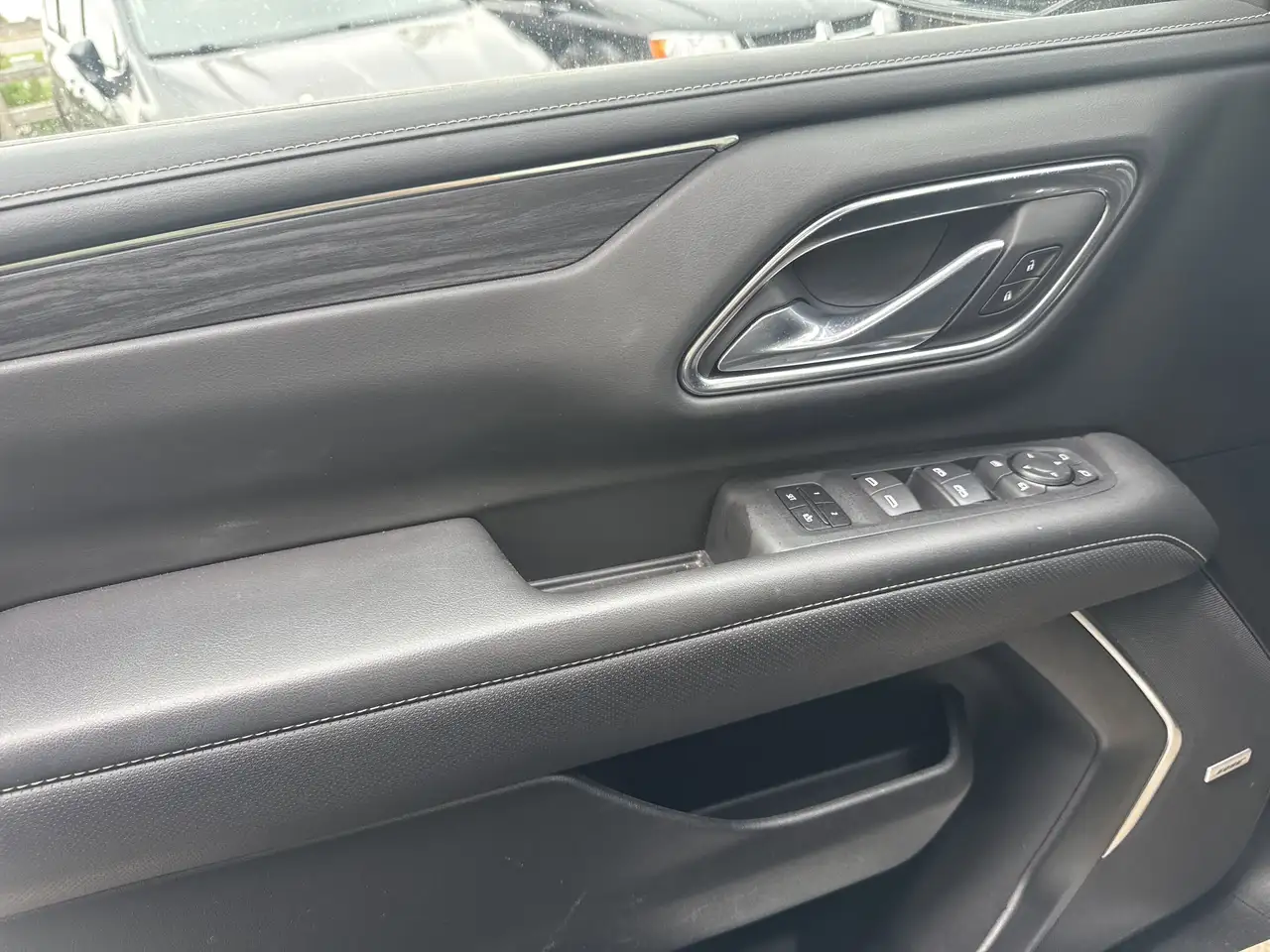 GMC Yukon снимка GMC Yukon