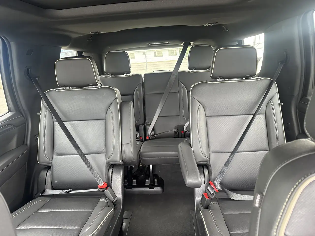 GMC Yukon снимка GMC Yukon