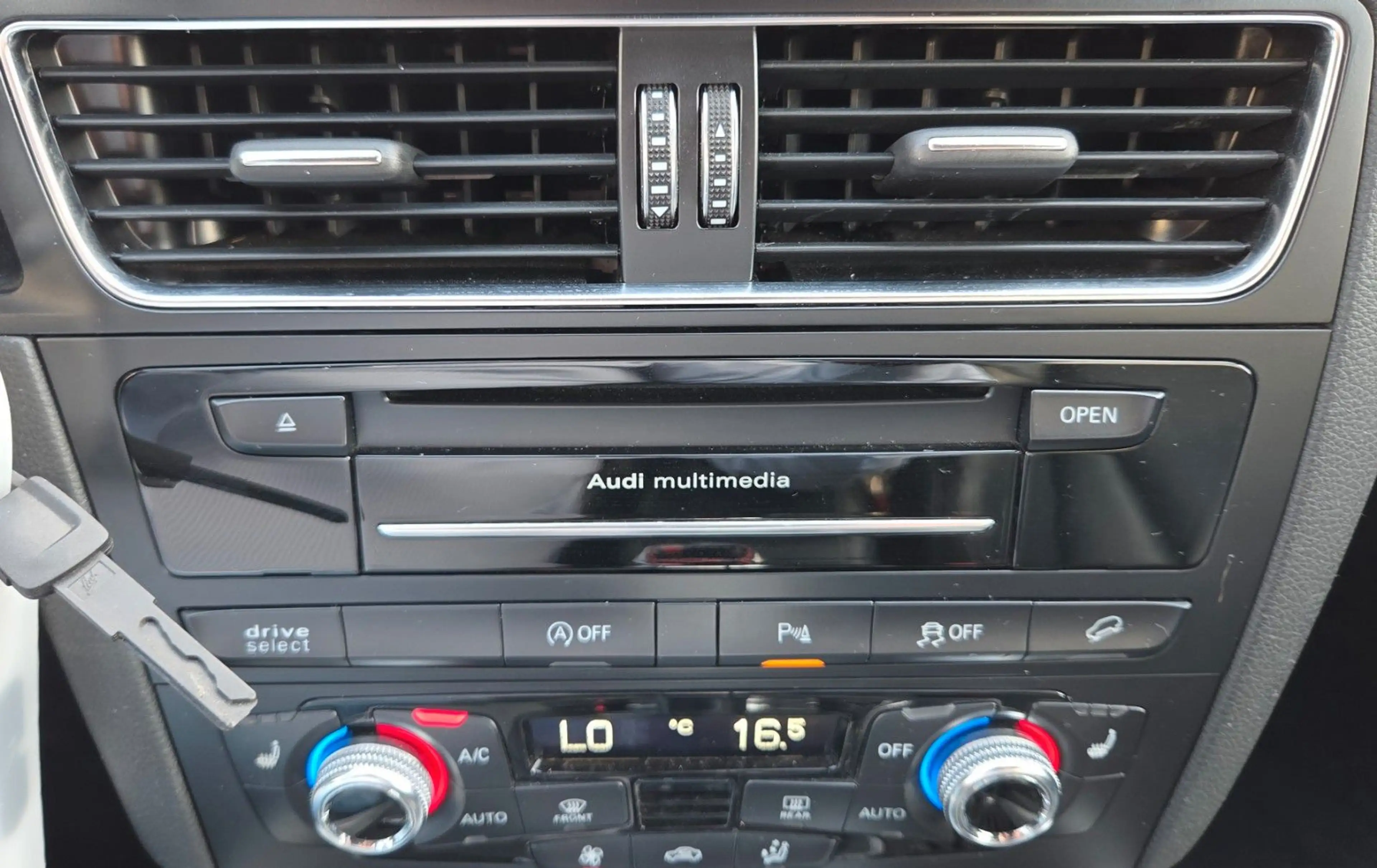Audi SQ5 3.0 TDI quattro Pano ACC Leder Navi — photo 17
