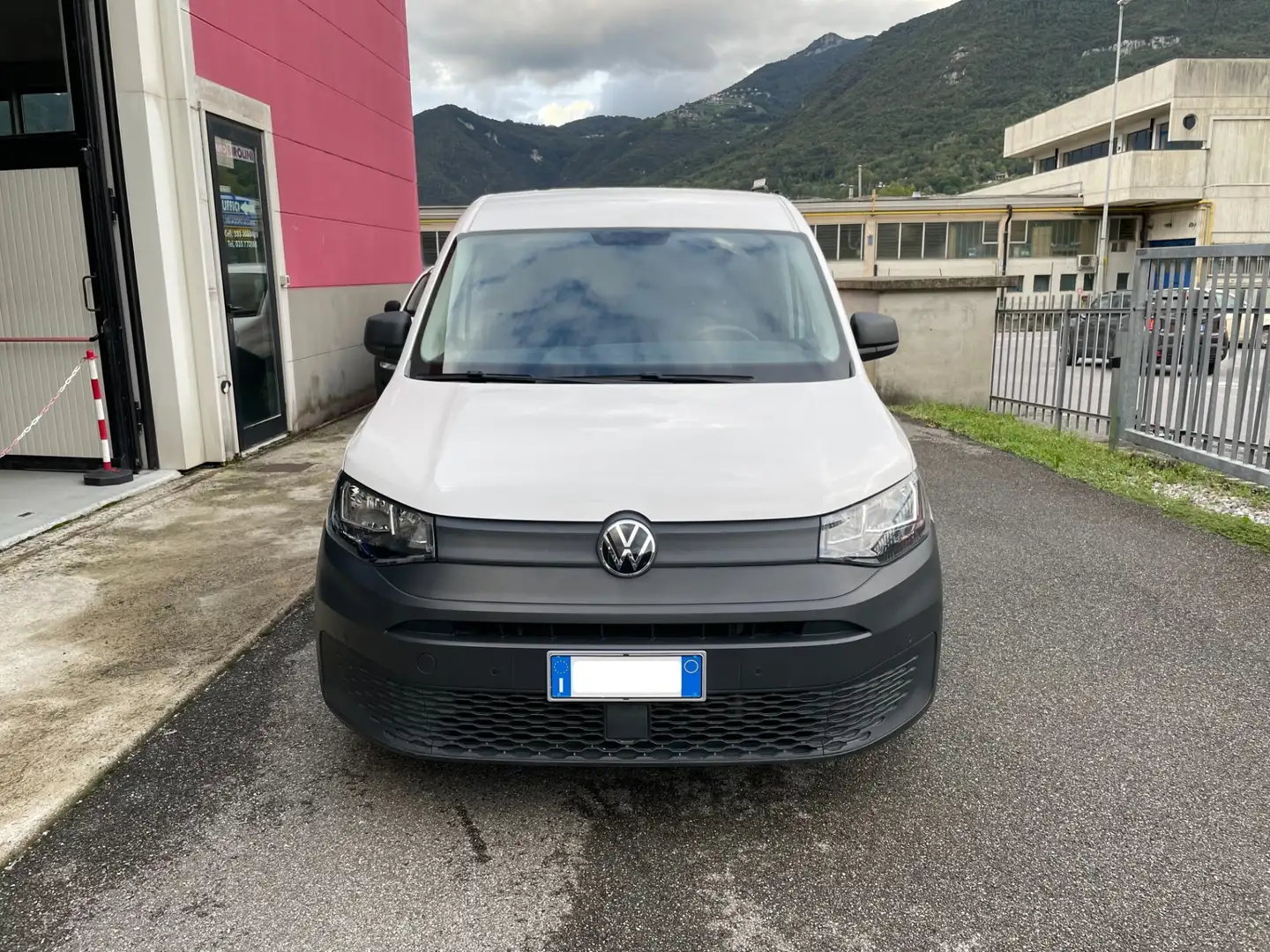 Volkswagen Caddy Caddy 2.0 TDI 102 CV Furgone Business Bianco - 2
