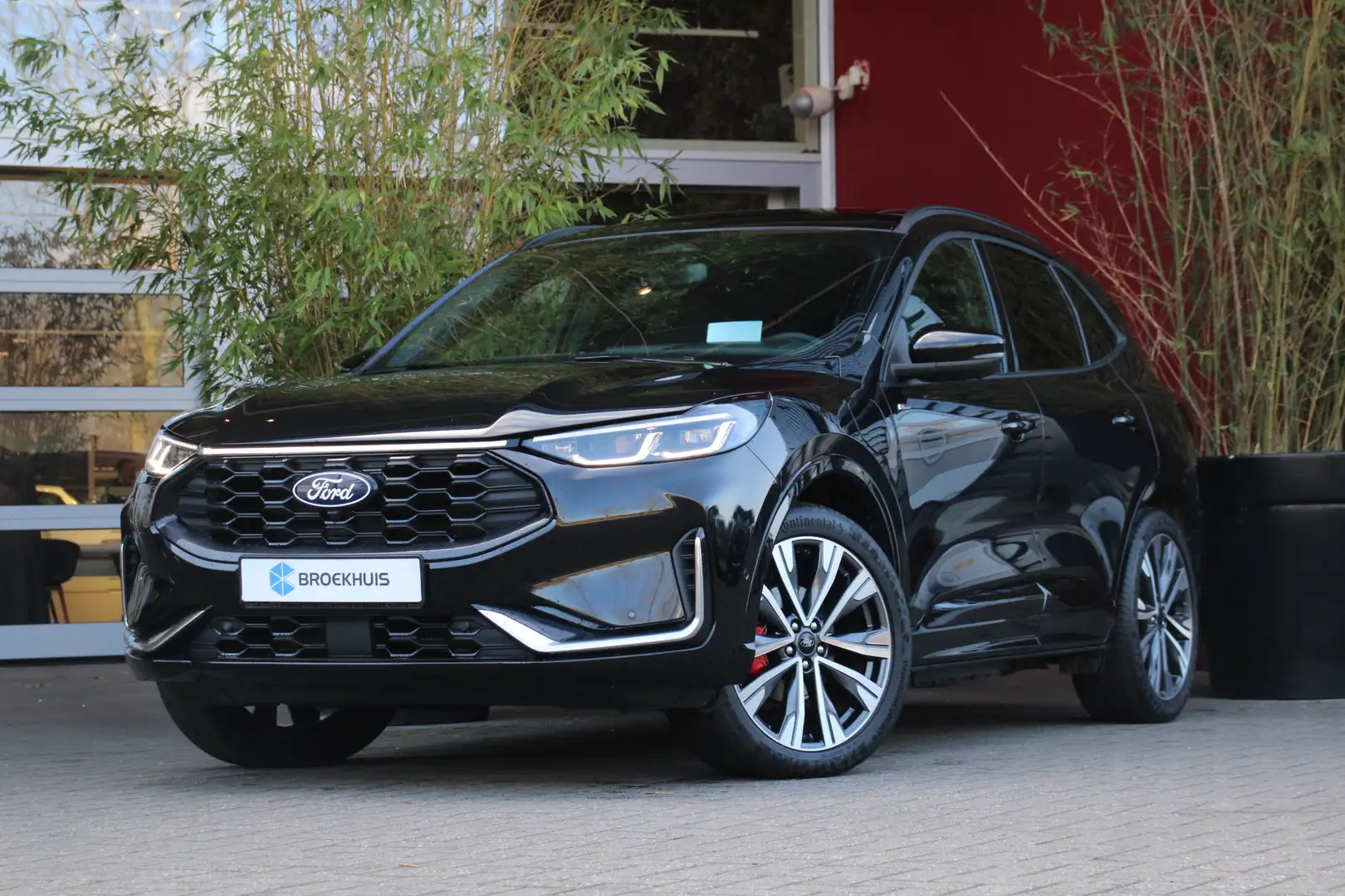Ford Kuga 2.5 PHEV ST-Line X Pano | Head-up | Adapt. Cruise Zwart - 1
